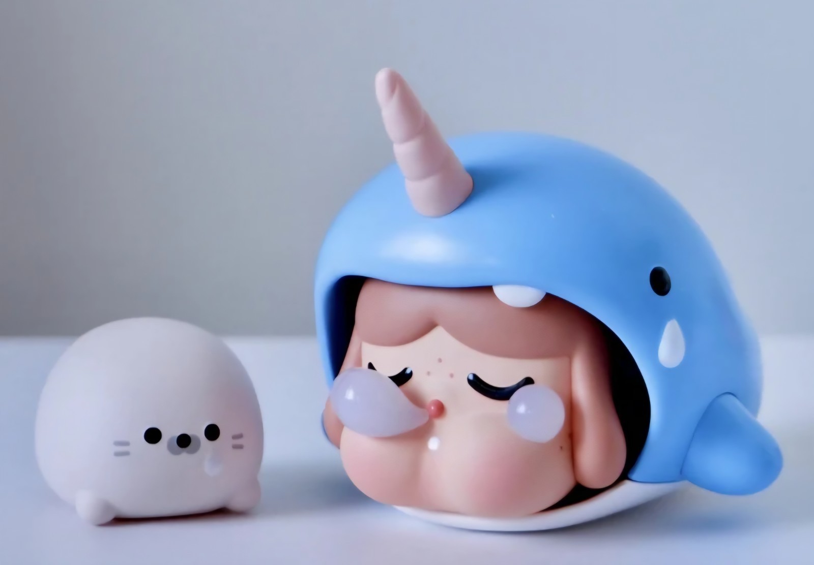 Popmart – Crybaby – Cry Me An Ocean FIgure – THE NORWHAL