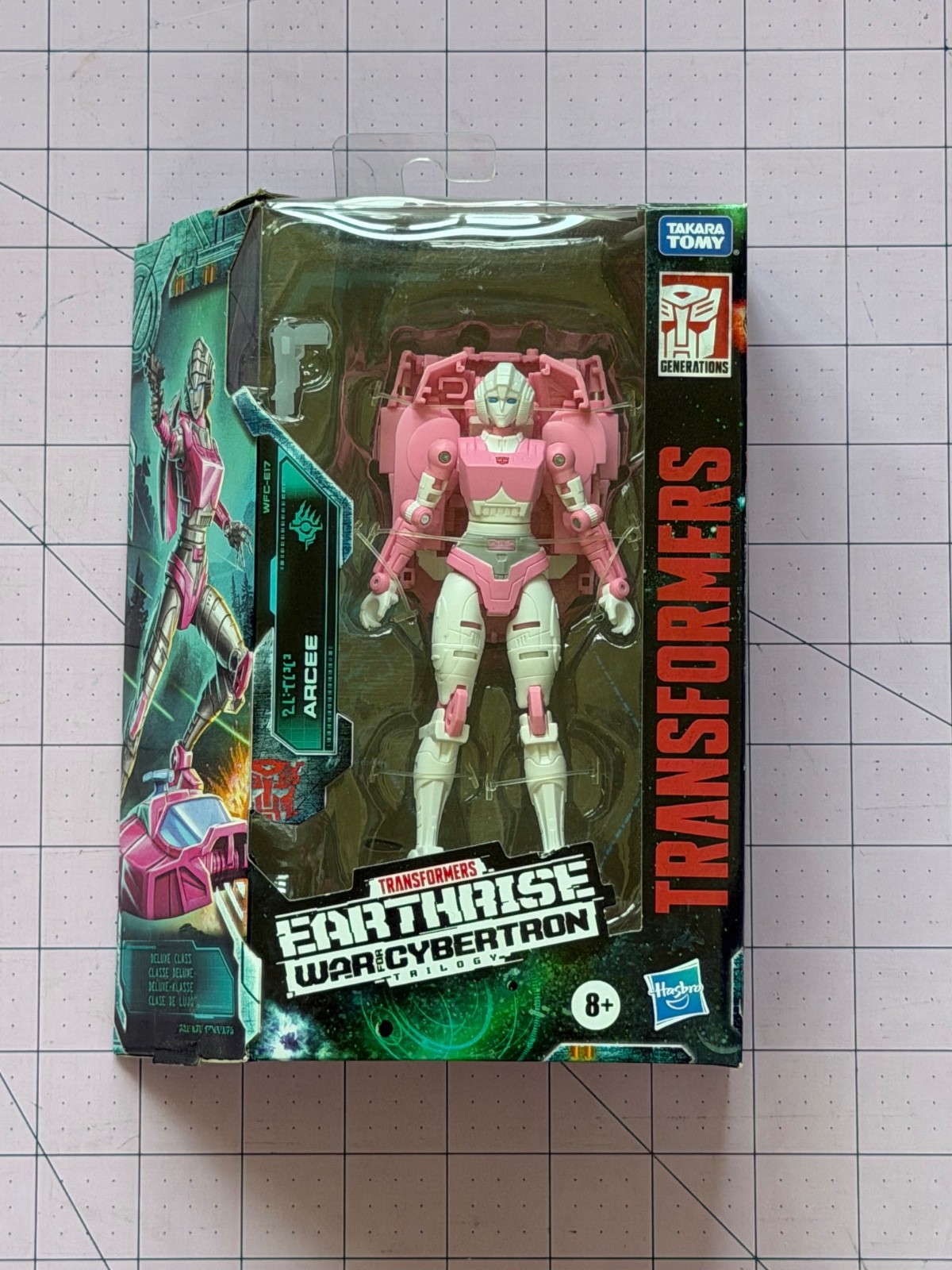Transformers War For Cybertron Earthrise Deluxe ARCEE (New & sealed)
