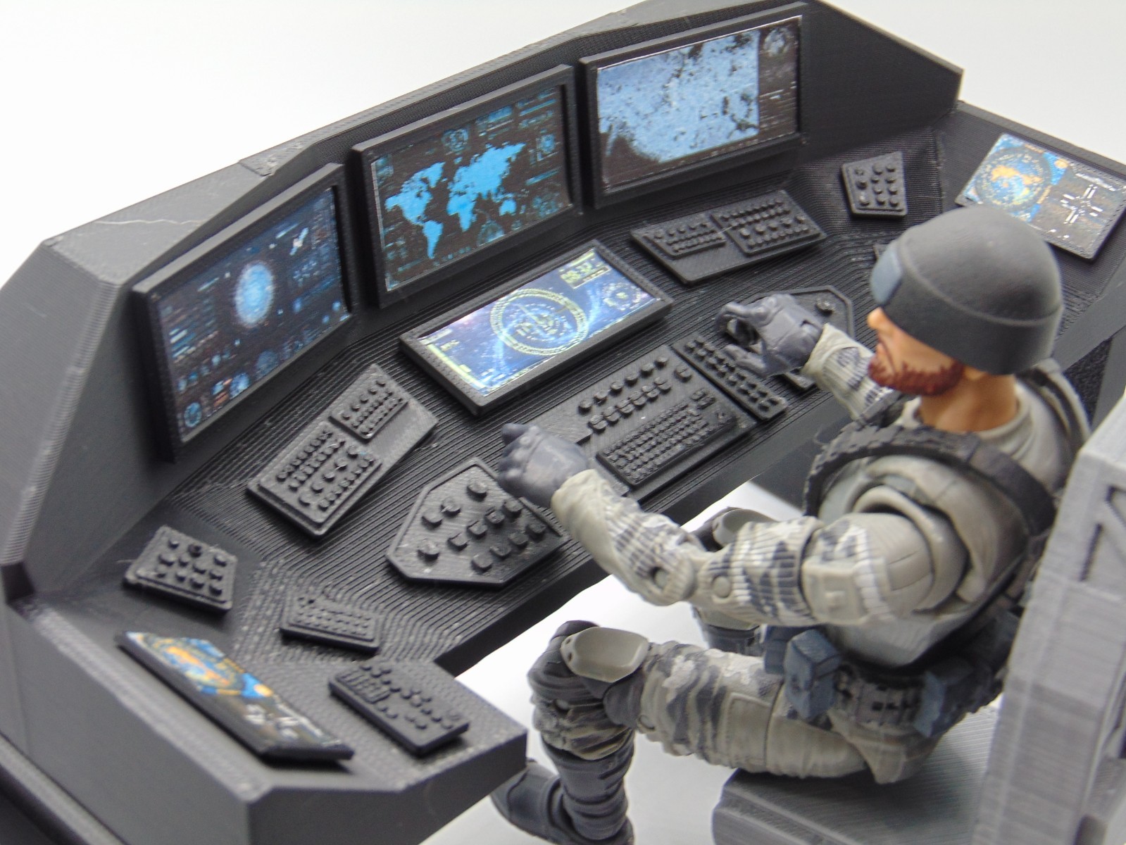 Custom 1:18 Computer Operator Control Station Set for eBay Buyer ID darthviard