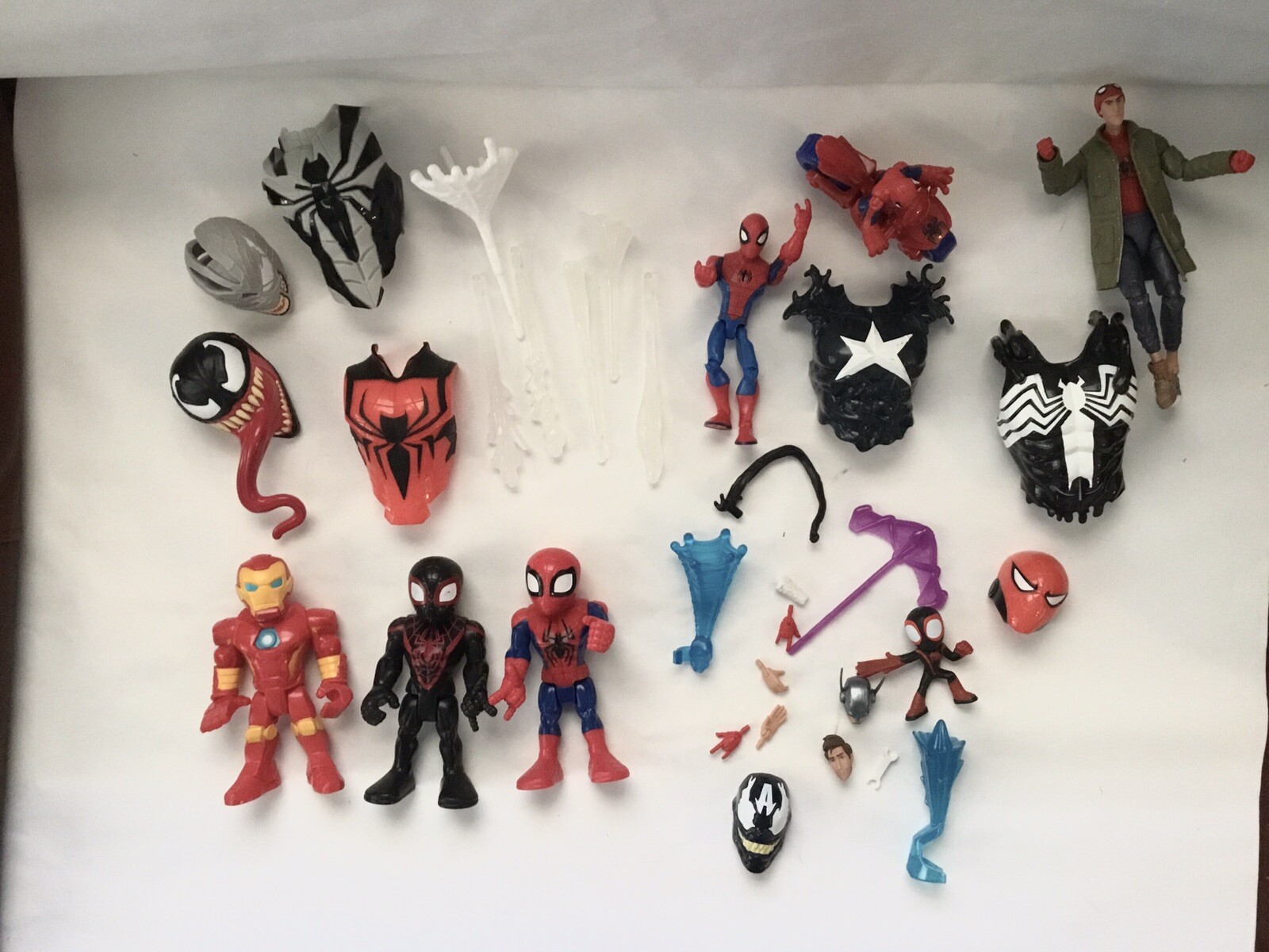 Marvel Action Figures, Armour,Face Mask,Webs,Small Body Parts, and More (33 pcs)