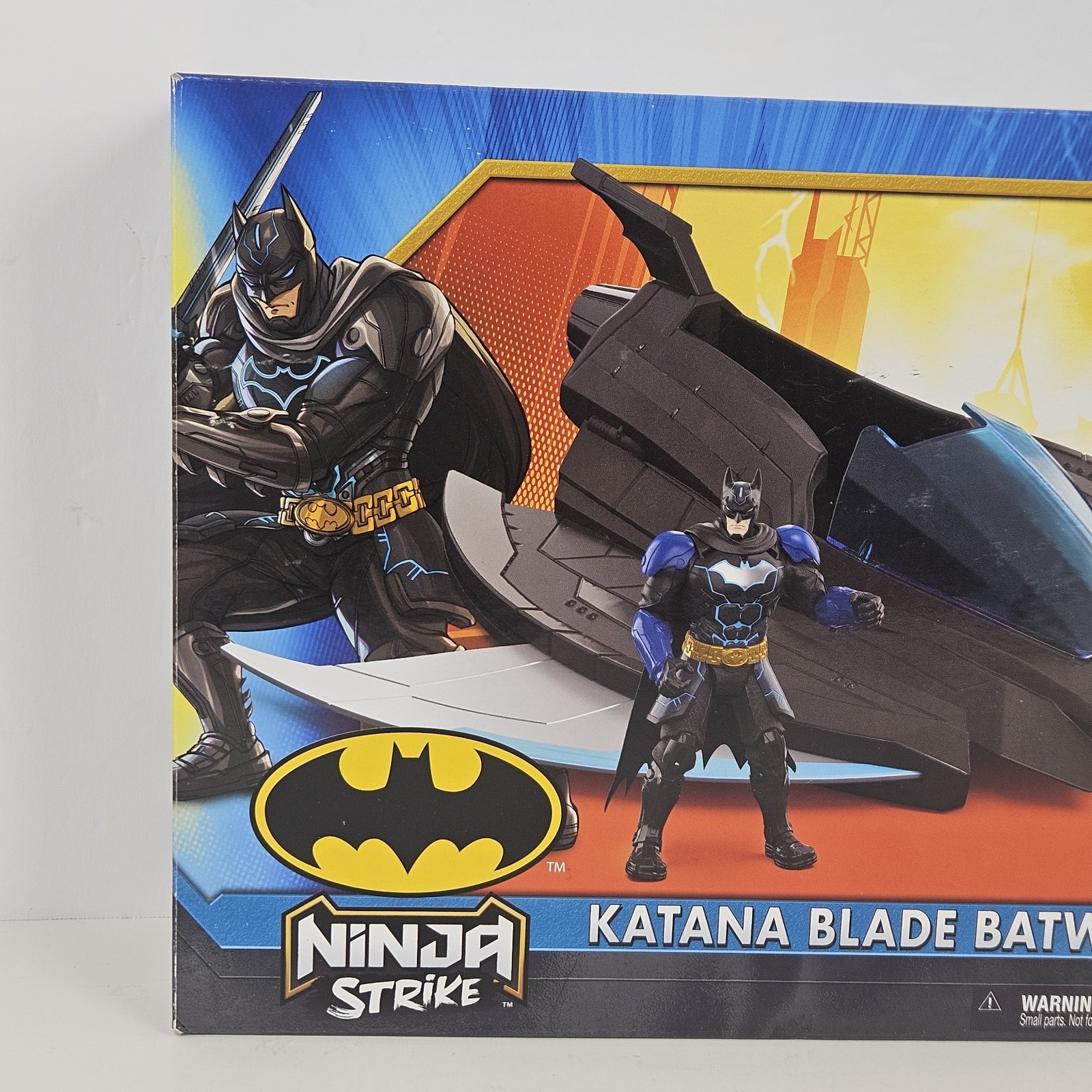 DC Comics Batman Ninja Strike Katana Blade Batwing & 6&Prime; Action Figure Toy NEW!