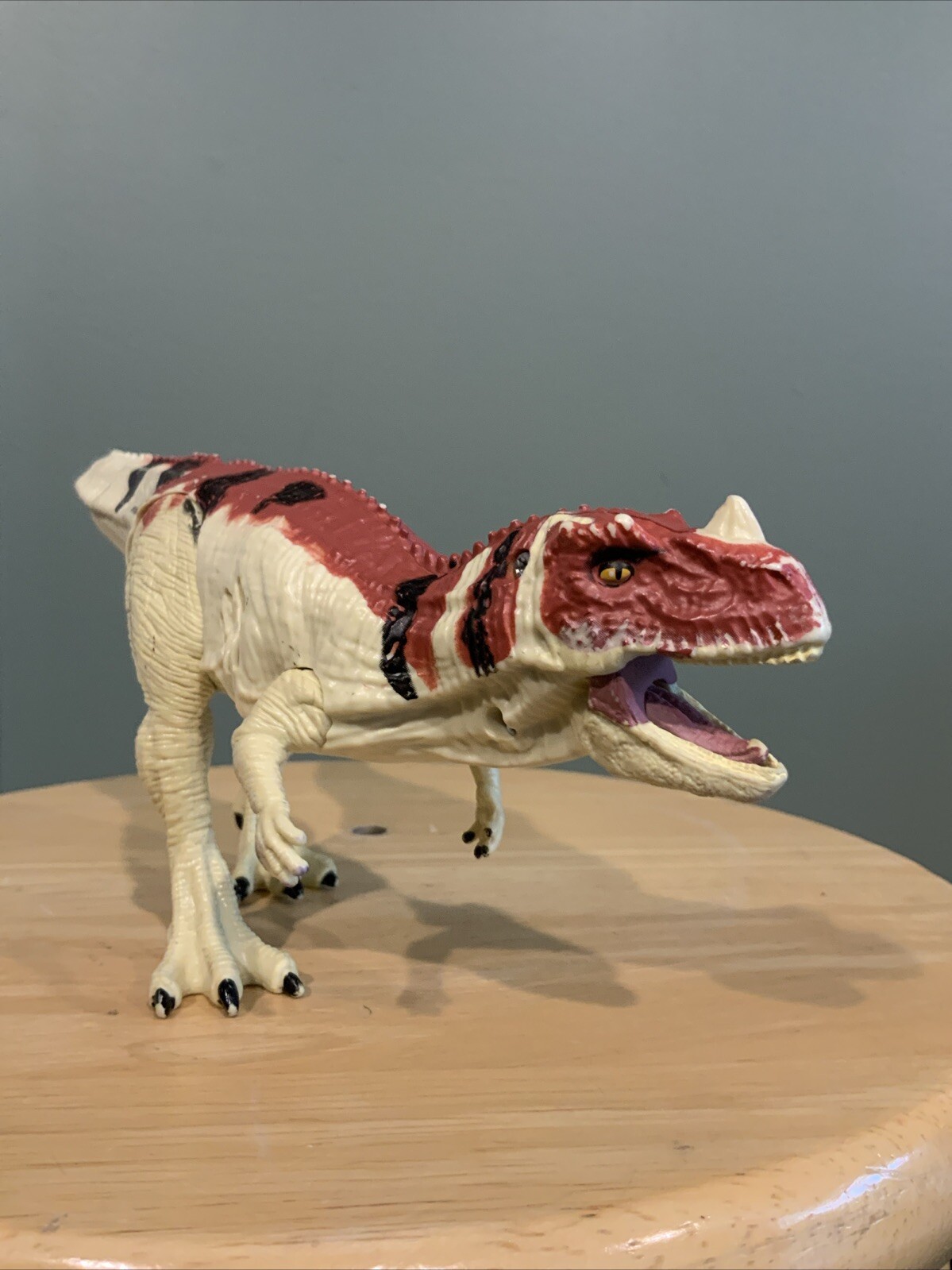 Jurassic World Ceratosaurus Growl Light Sound Dinosaur Hasbro 2015 (doesn’t Work