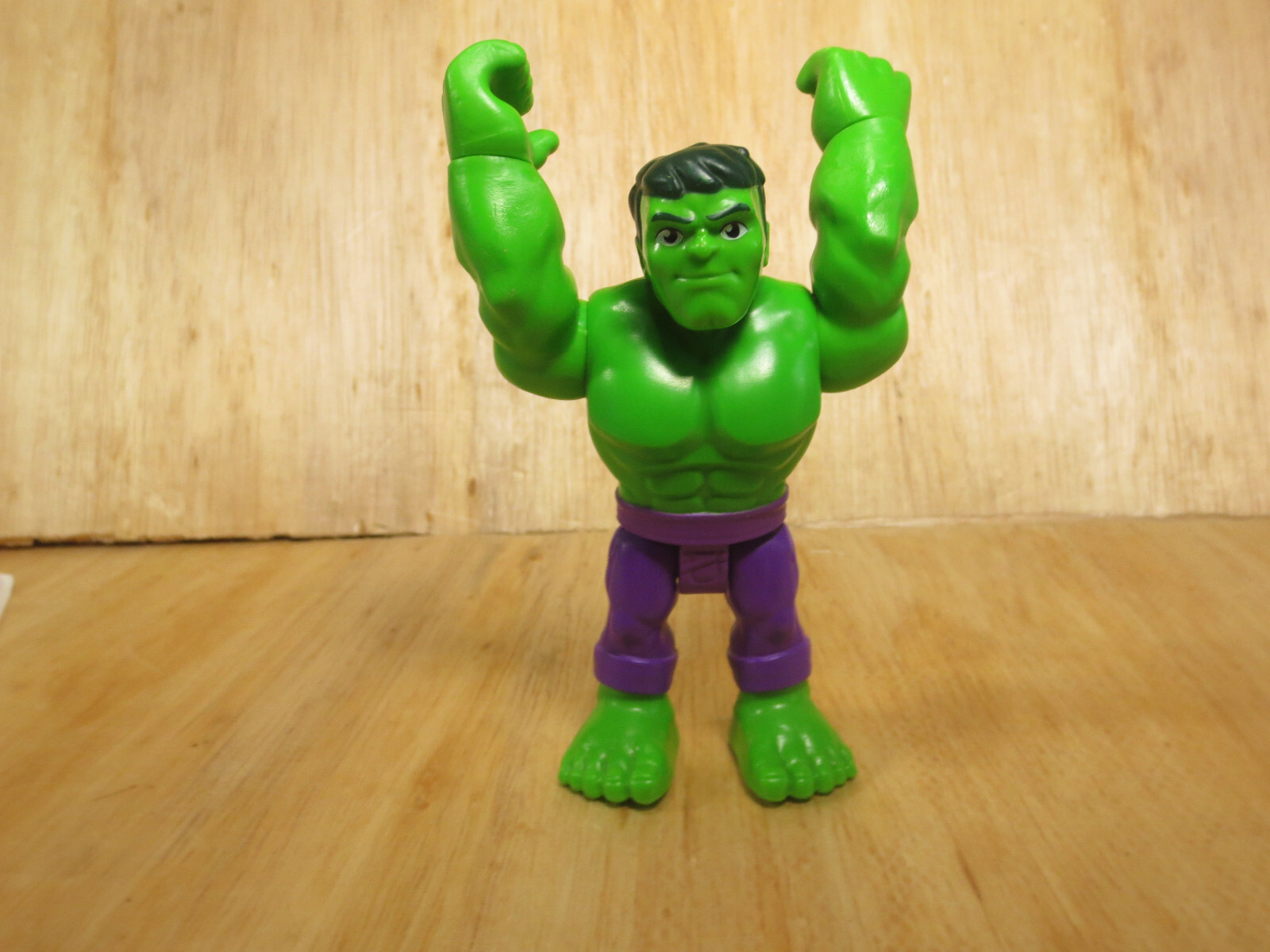 Playskool Heroes Marvel SuperHero Adventures 5&Prime; Hulk Action Figure With Fist Toy