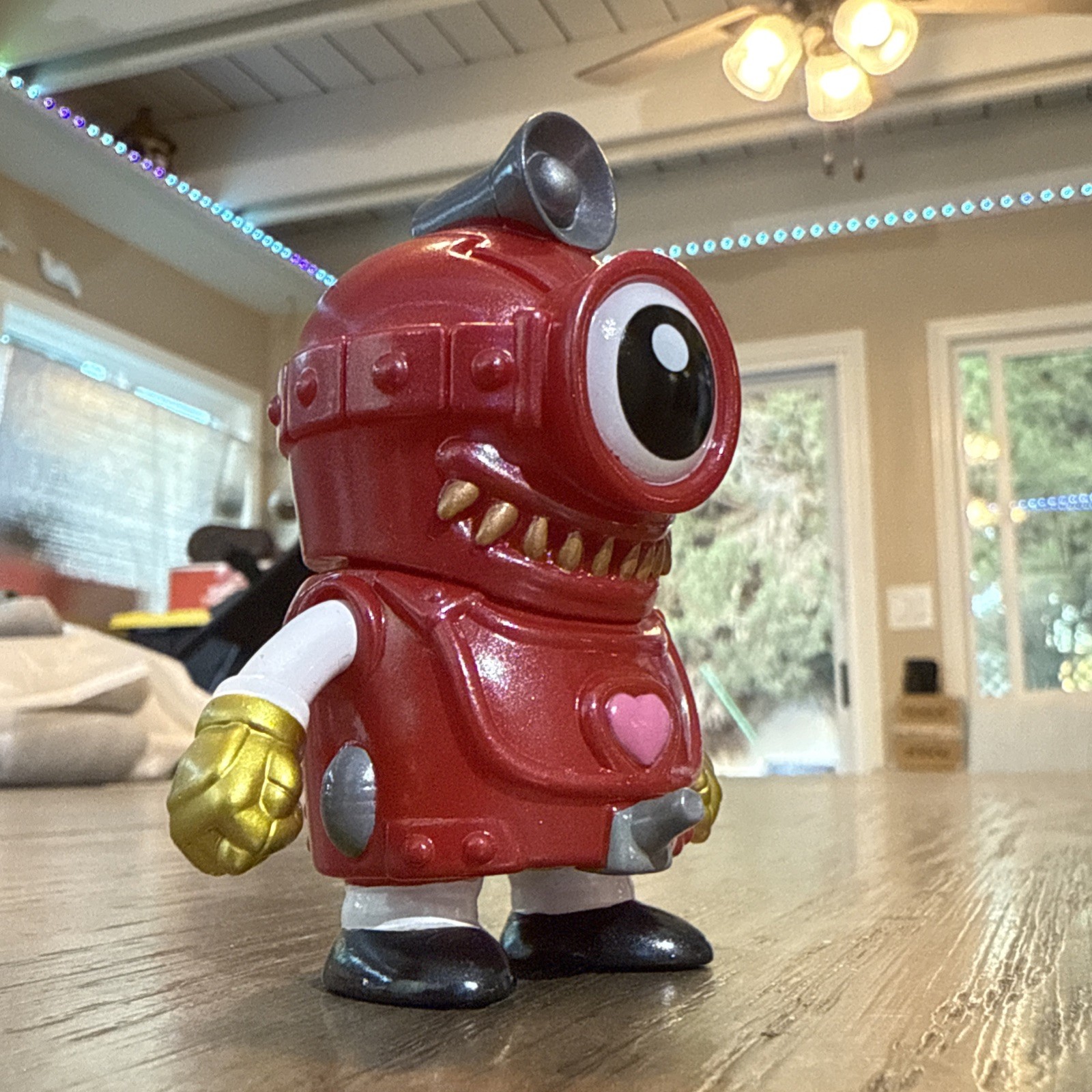 Planet X Sofubi Soft Vinyl Urban Art Mechnoiz Toy Kaiju One Medicom Sdcc