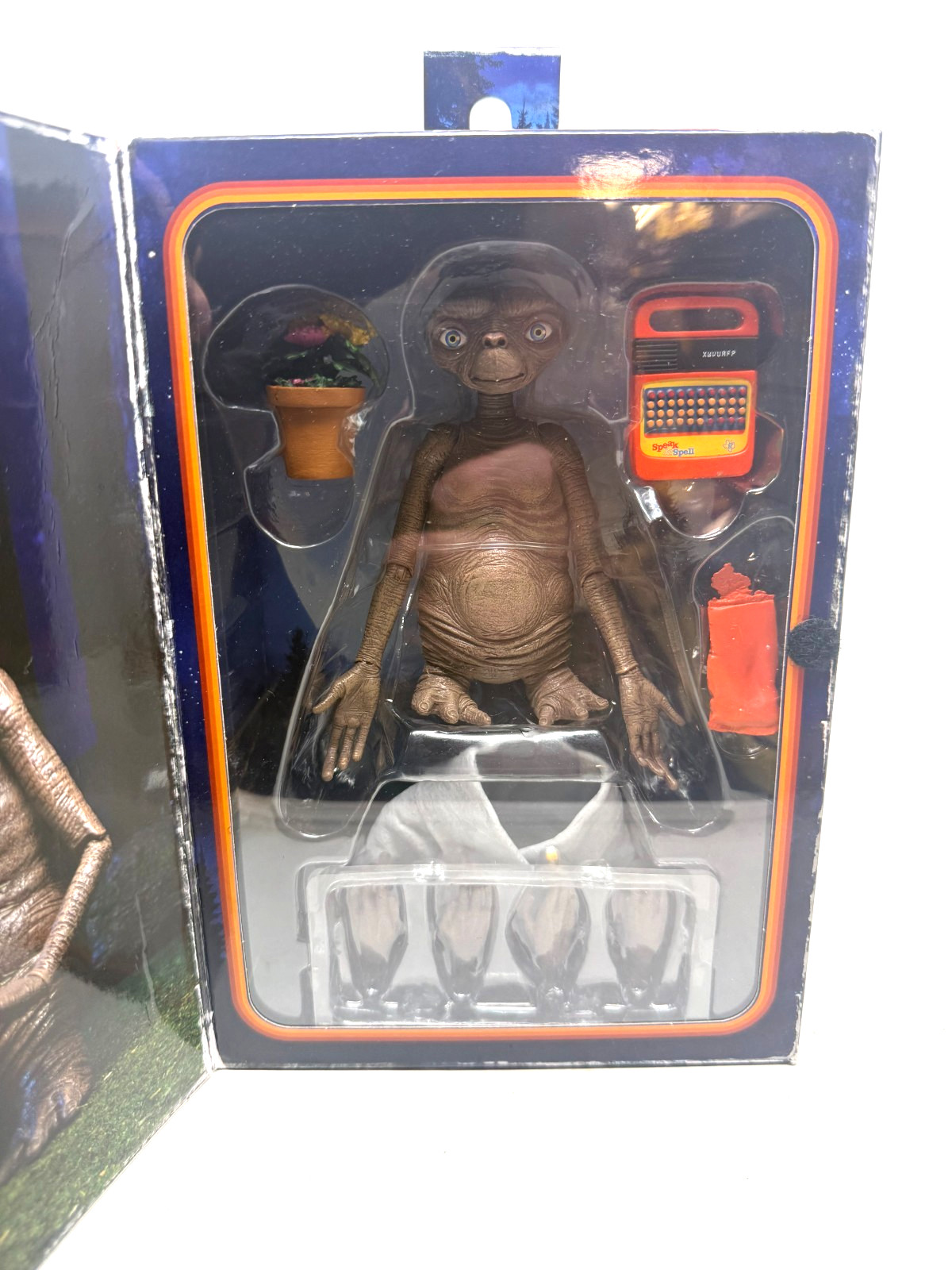 NECA E.T. Extraterrestrial Ultimate ET SEALED Action Figure