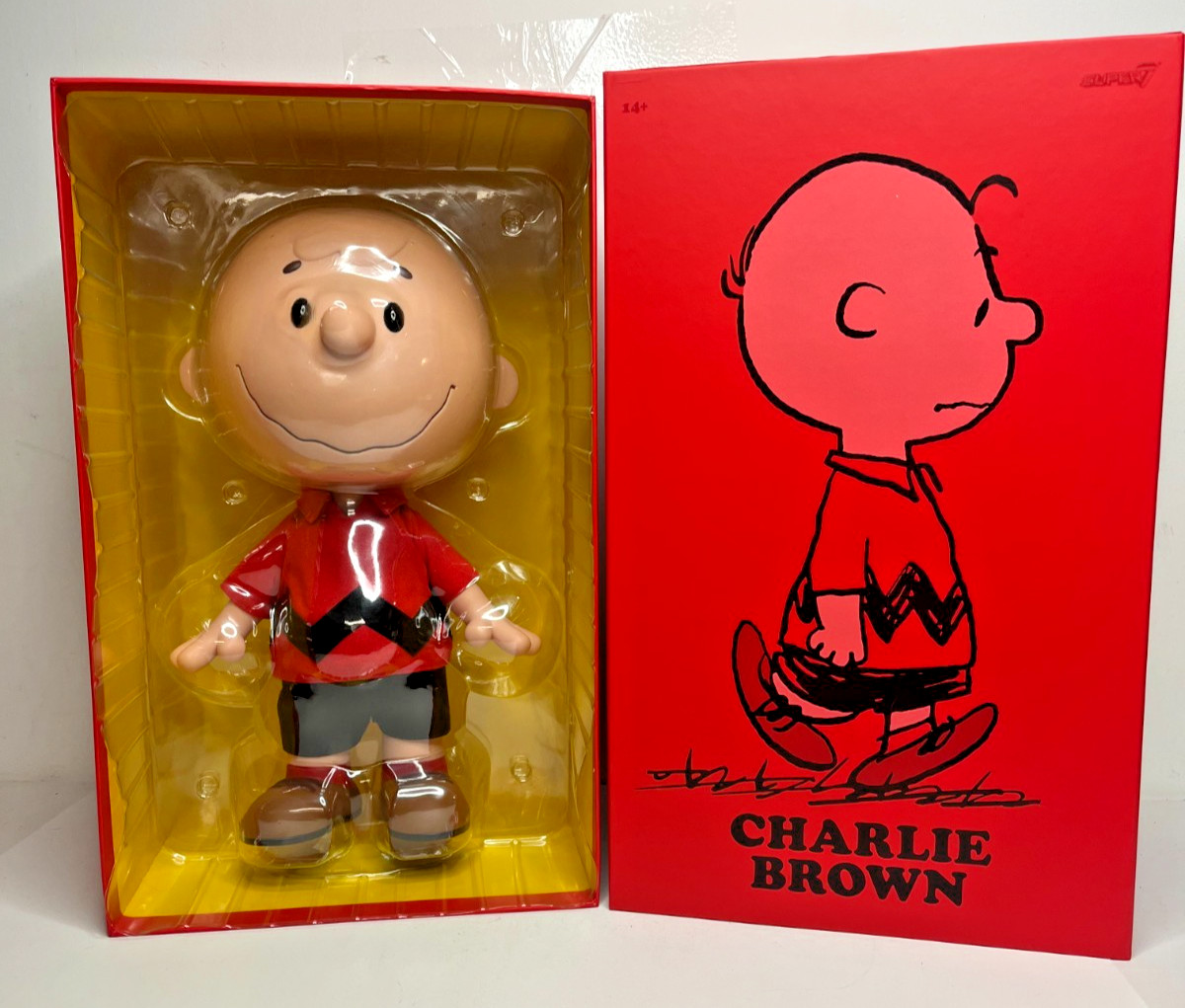 SUPER7 SUPERSIZE VINYL THE PEANUTS CHARLIE BROWN RED SHIRT EXCLUSIVE NEW IN BOX