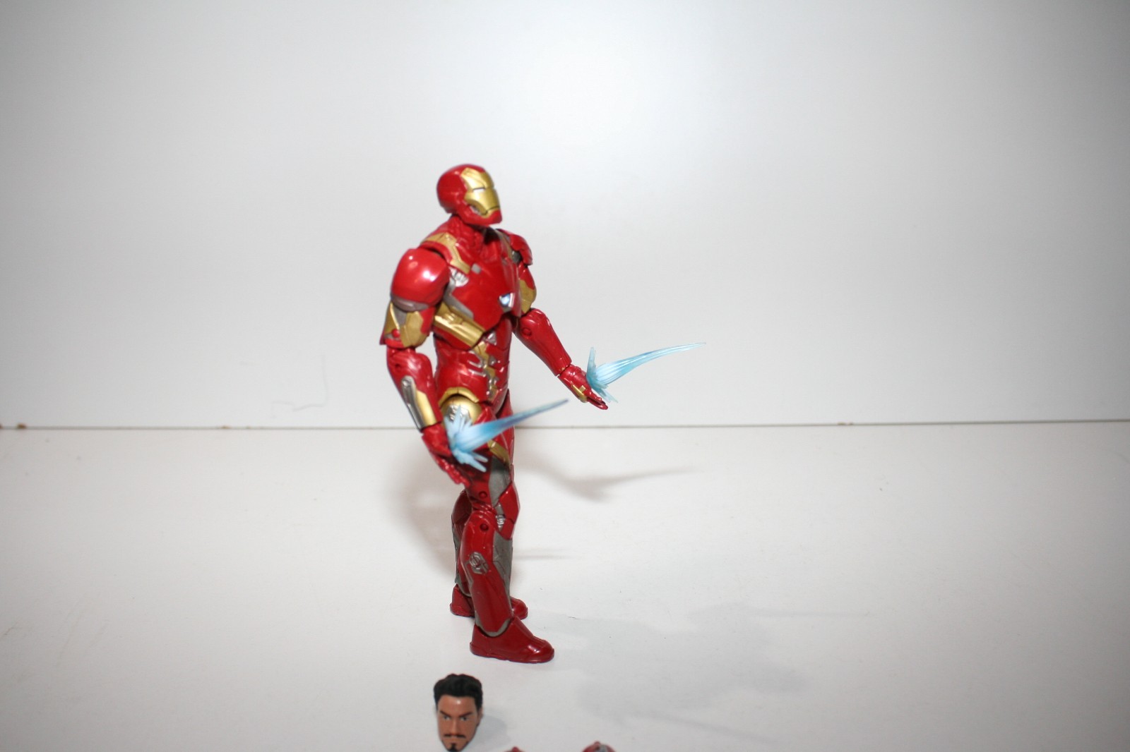 Hasbro Marvel Legends Civil War Infinity Saga Iron Man Mark 46 Action Figure