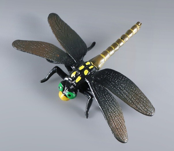 Dragonfly Insect Animal Toy PVC Action Figure Doll Kids Toys Party Gifts