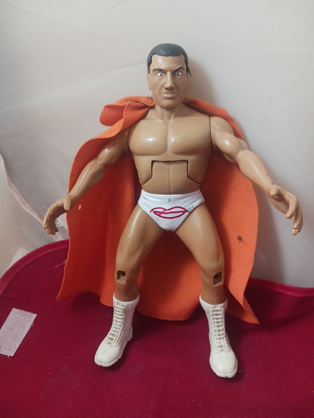 Latin Lover ARENA 8&Prime; FIGURE WRESTLING LUCHA LIBRE WCW AAA CMLL Deluxe