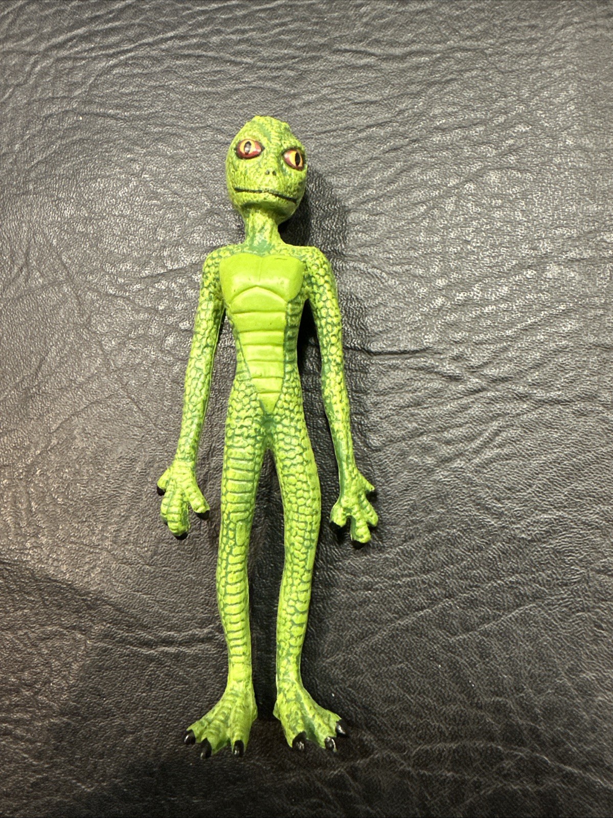 SHADOW BOX 1997 REPTILIAN ALIEN FIGURE #2 from space ALIEN series LOOSE 5&Prime;