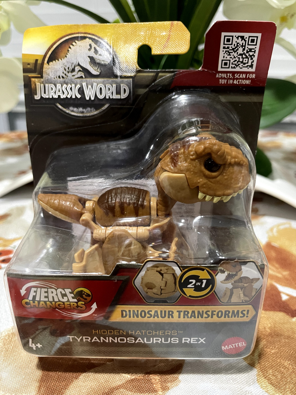 Jurassic World Fierce Changers Tyranosaurus Rex Hidden Hatchers Brand New Sealed
