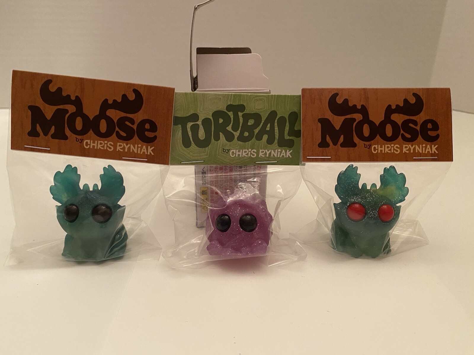 Ryniak & Spayd Bindlewood Thimblestump Hollow Resin Moose Turtball Red Eye Moose