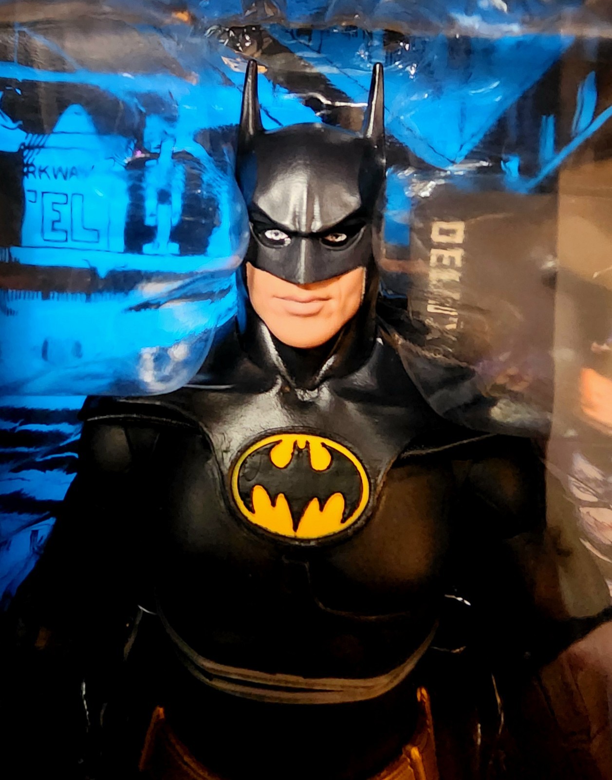 McFarlane Batman Returns Batman Deluxe Theatrical Keaton