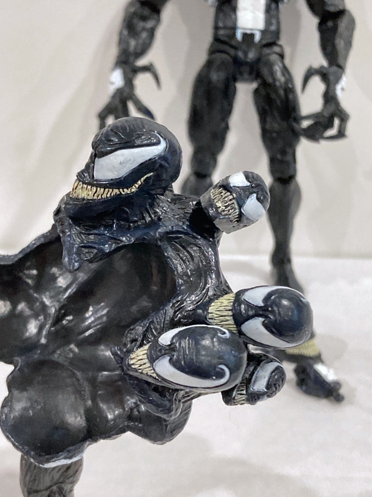 2016 Marvel Diamond Select 8&Prime; Spider-Man Symbiote Venom Action Figure Complete