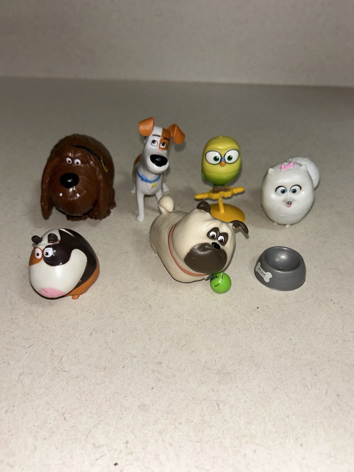Universal Studios The Secret Life Of Pets Action Figures Lot
