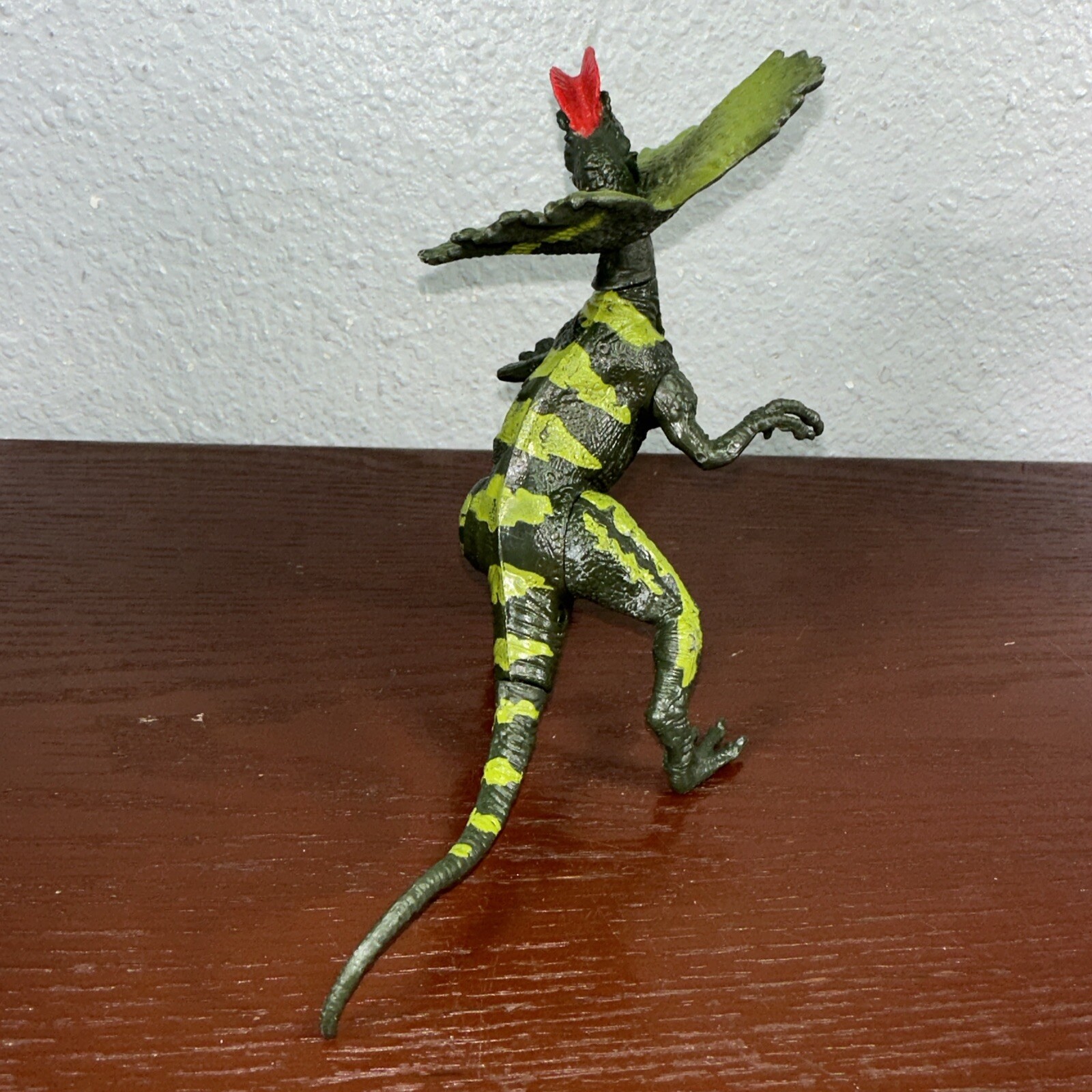 Dilophosaurus Toy Action Figure POSABLE JURASSIC DINOSAURS 6 1/2&Prime; tall Plastic
