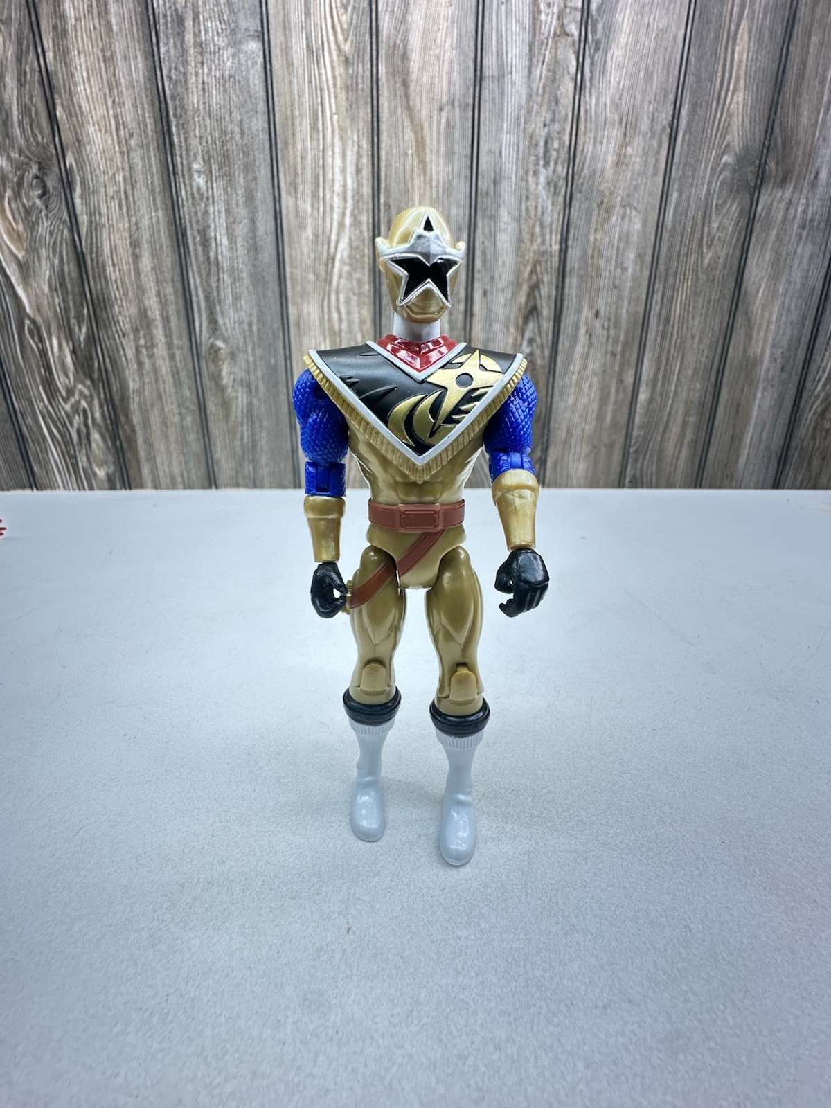 Power Rangers Ninja Steel Gold Ranger 5” Tall.