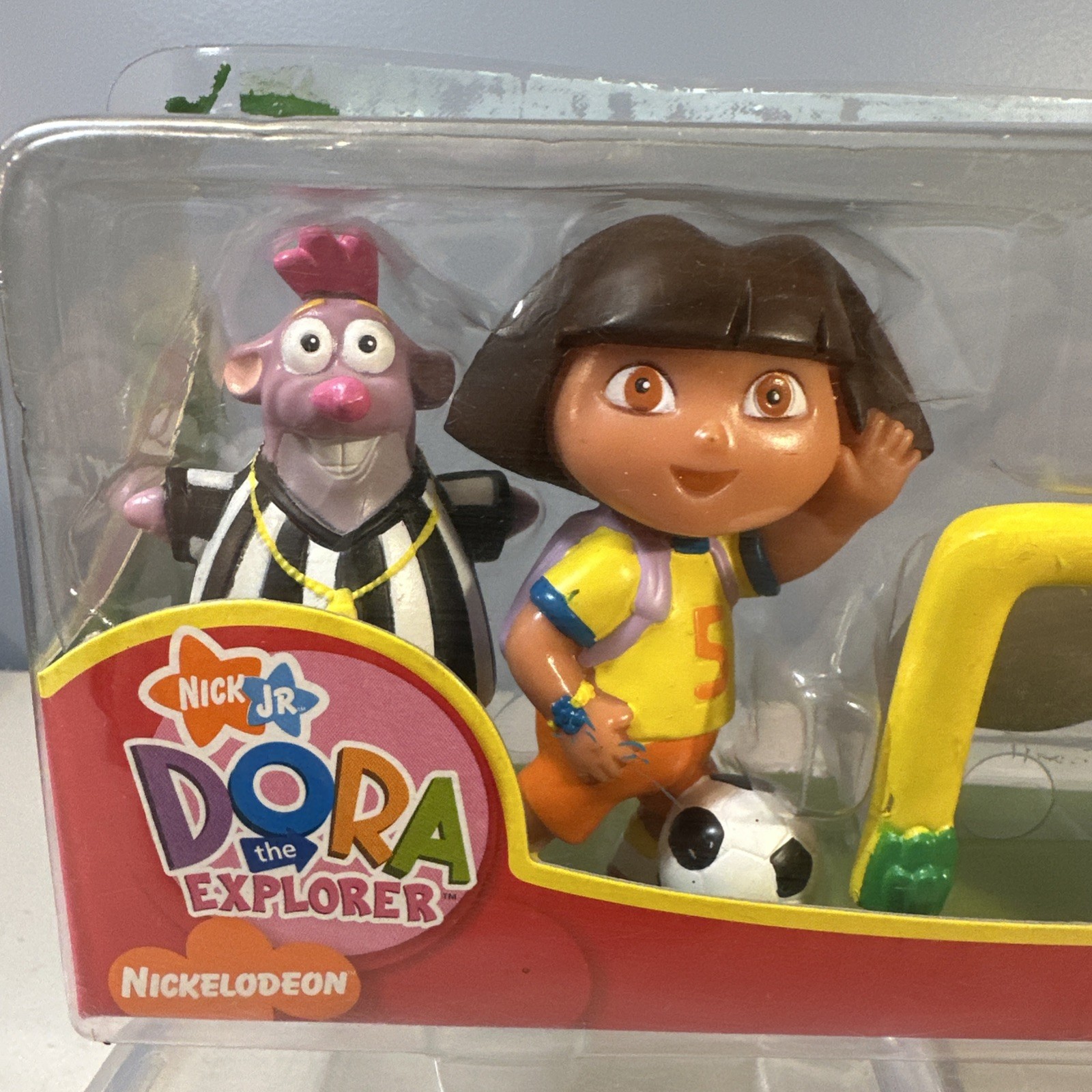 DORA THE EXPLORER 2007 Fisher Price Soccer Adventure Figure Set NO CARD NEW FIGS