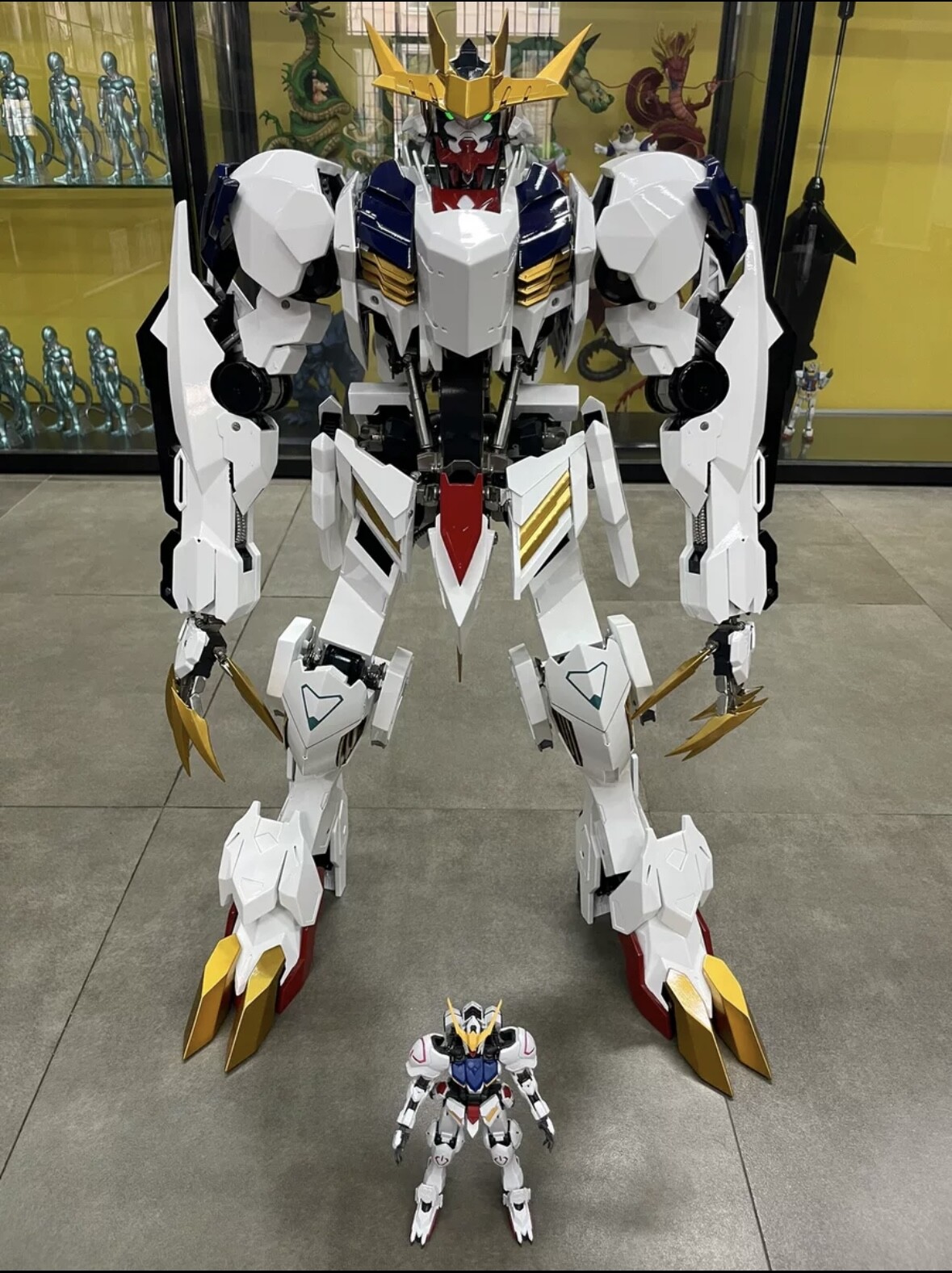 Barbatos Metal 1/22 Made of Stainless Steel H:27In Figures Toys Collect Mg Weld