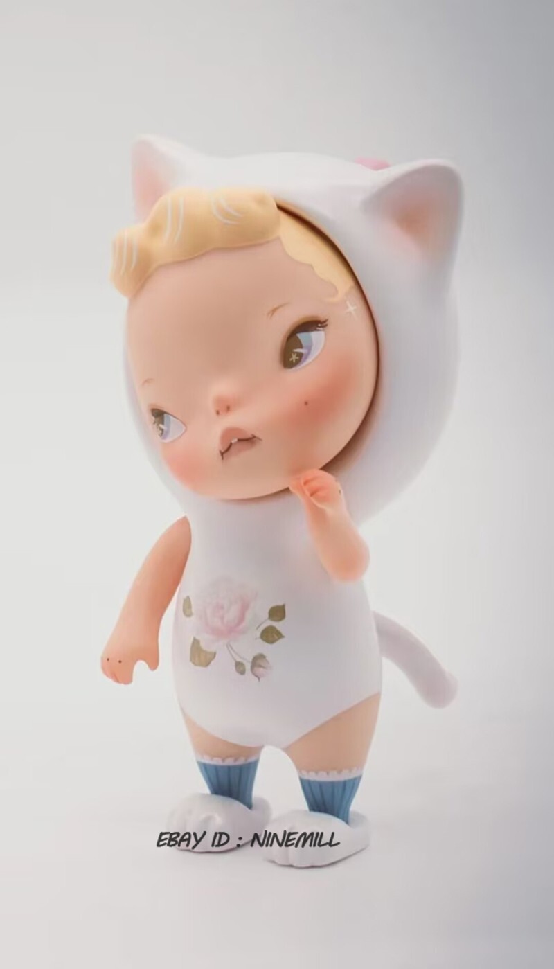100% Genuine Sooya Studio Small porcelain cat Ban Limited Edition Model Statue