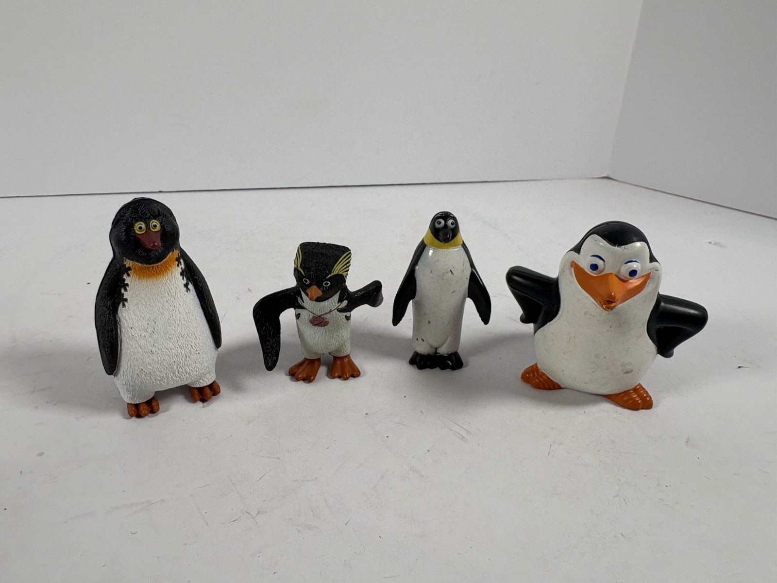 Vintage Penguin Figure Toy Lot Madagascar PVC Plastic Penguins 4pc