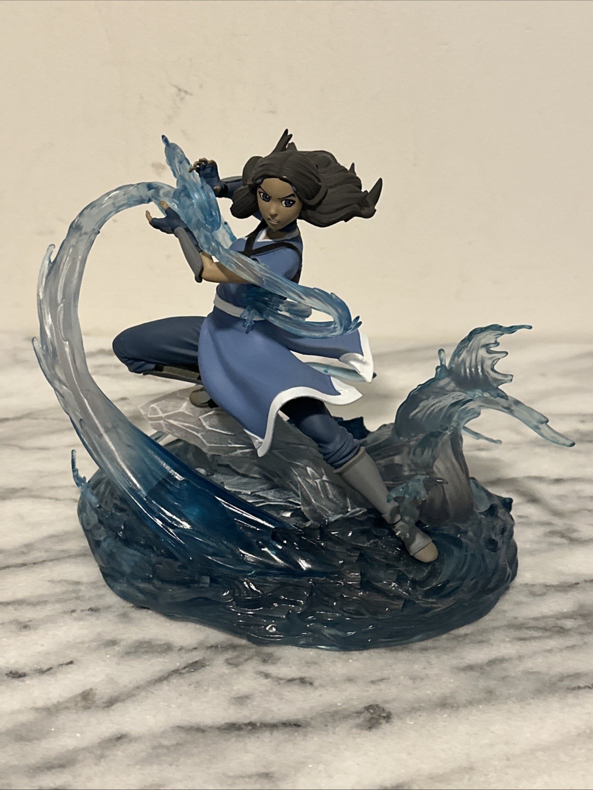 Avatar The Last Air Bender Katara 9” PVC Figure Gallery Diorama Diamond Select