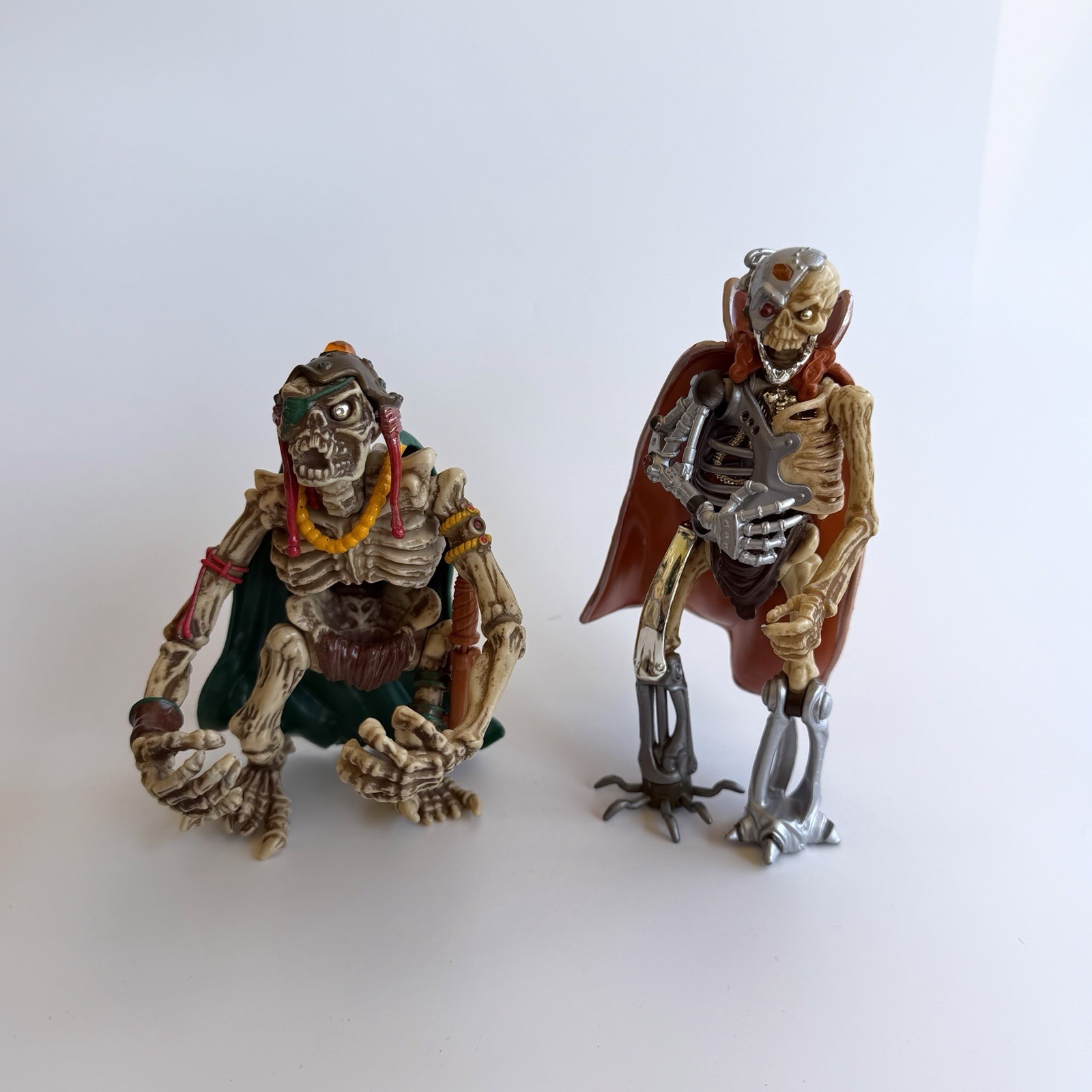 1994 Skeleton warriors Dagger & Dr. Cyborn Action Figures Playmates Lot Of 2
