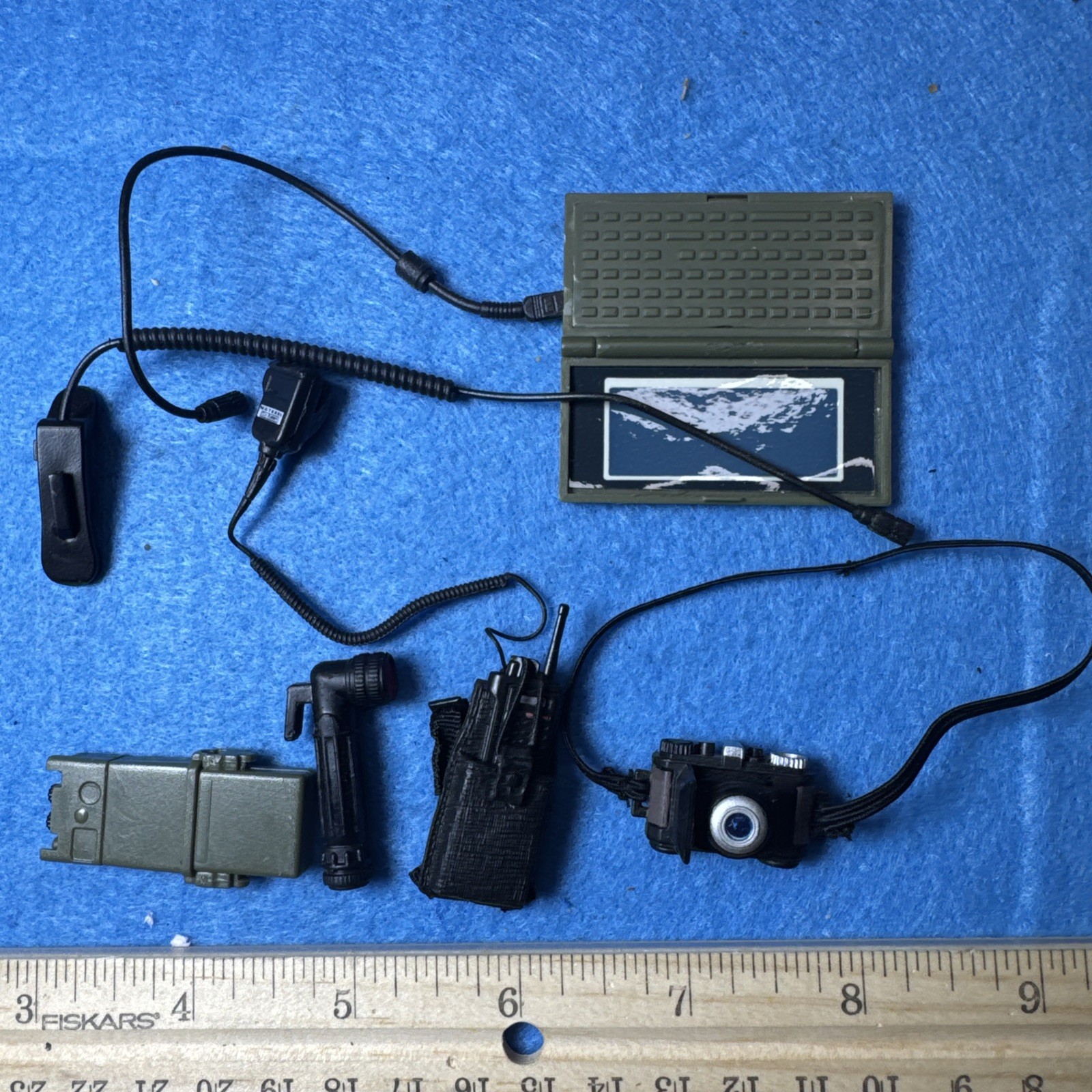 12&Prime; ACTION FIGURE ACCESSORIES – 1/6 – COMPUTER, CAMERA, AND RADIO EQUIPMENT LOT