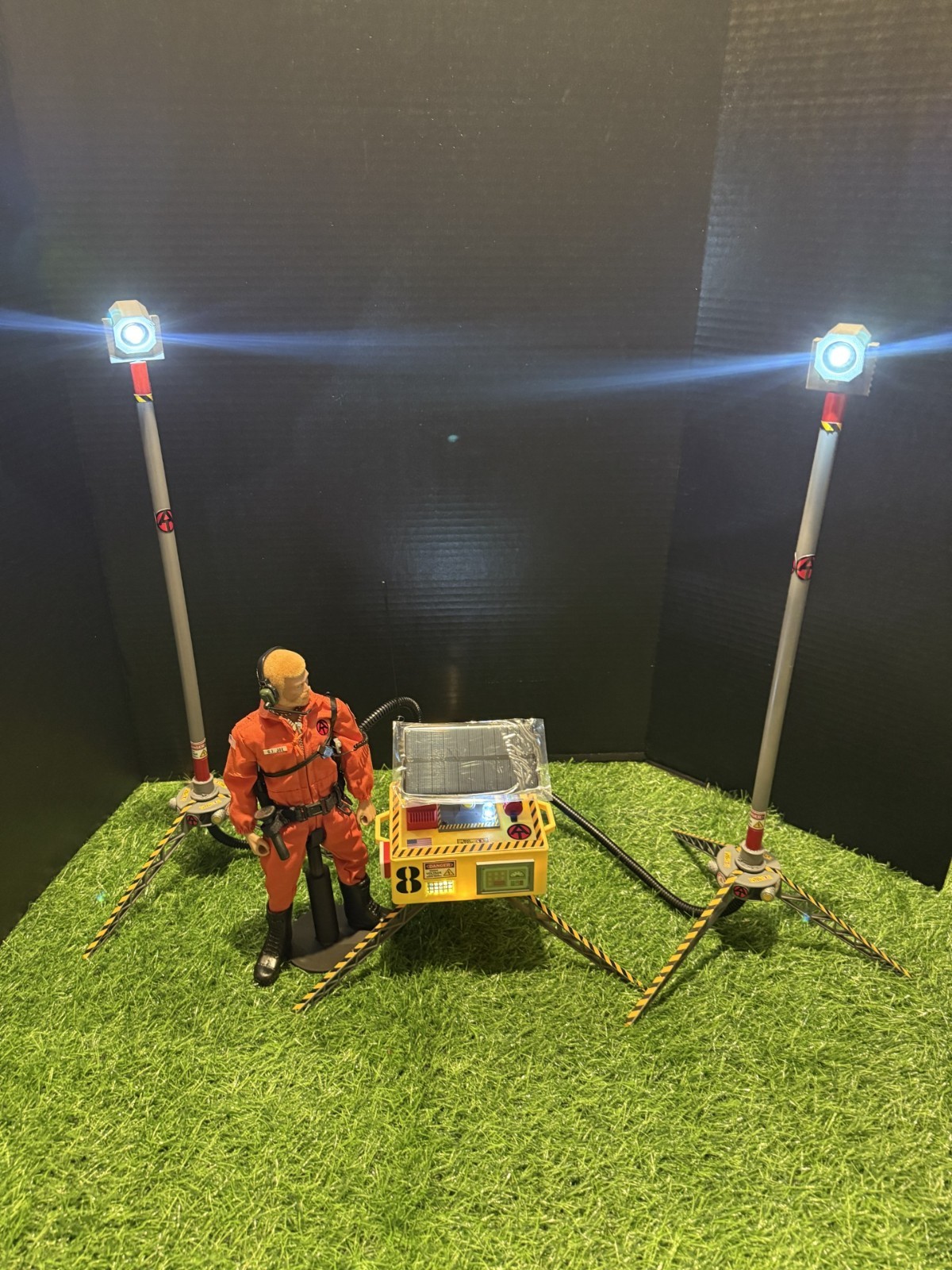 1/6 Scale Custom Gi Joe Adventure Team Themed Outdoor Spotlight & Generator Set