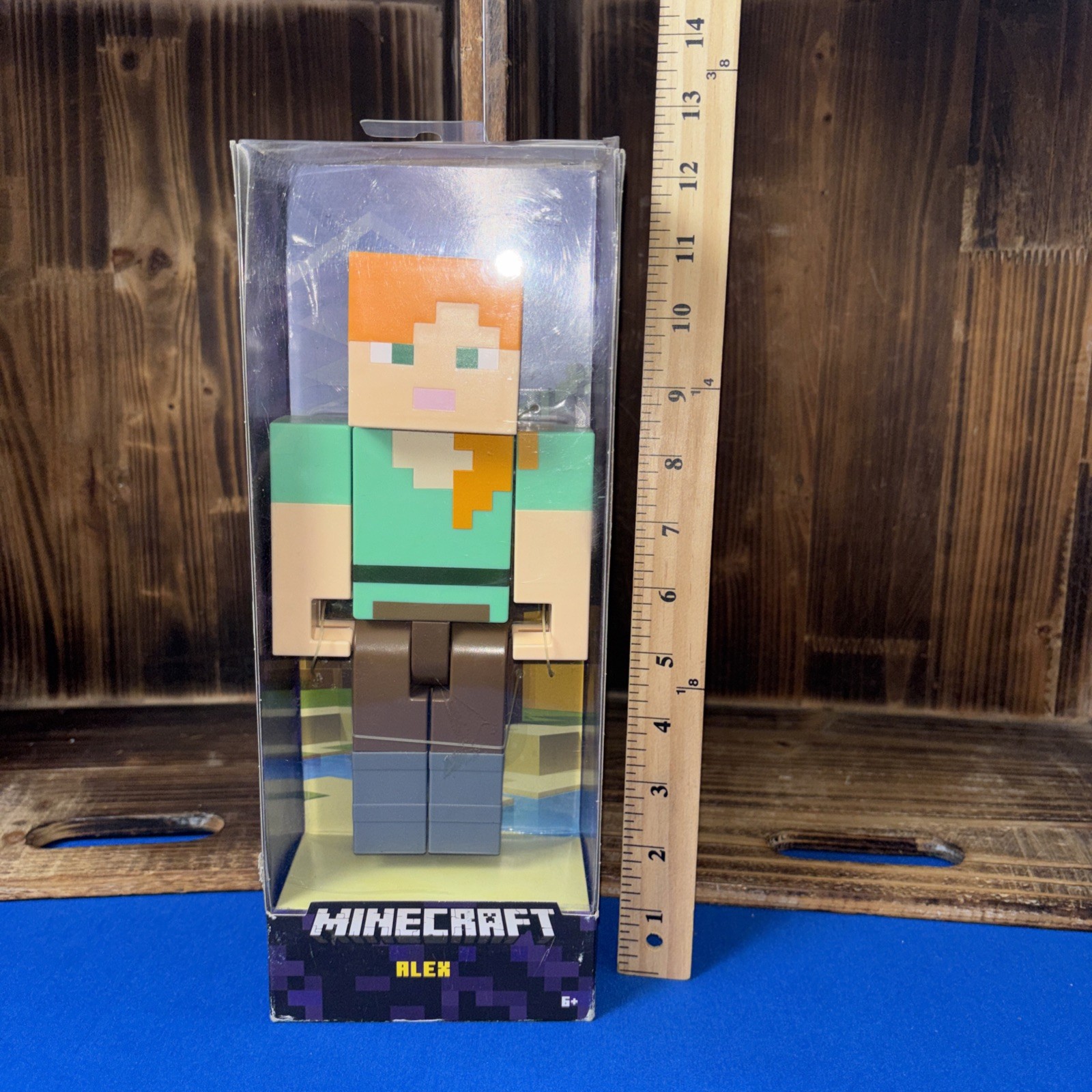 New Minecraft Alex 8.5” Large Scale Action Figure 2017 Mojang Mattel