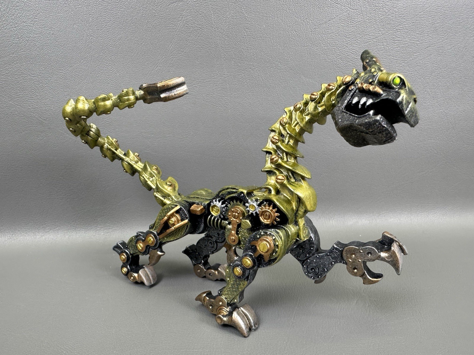 Safari LTD Steampunk Copper Clockwork Robot Dragon Figure 2019
