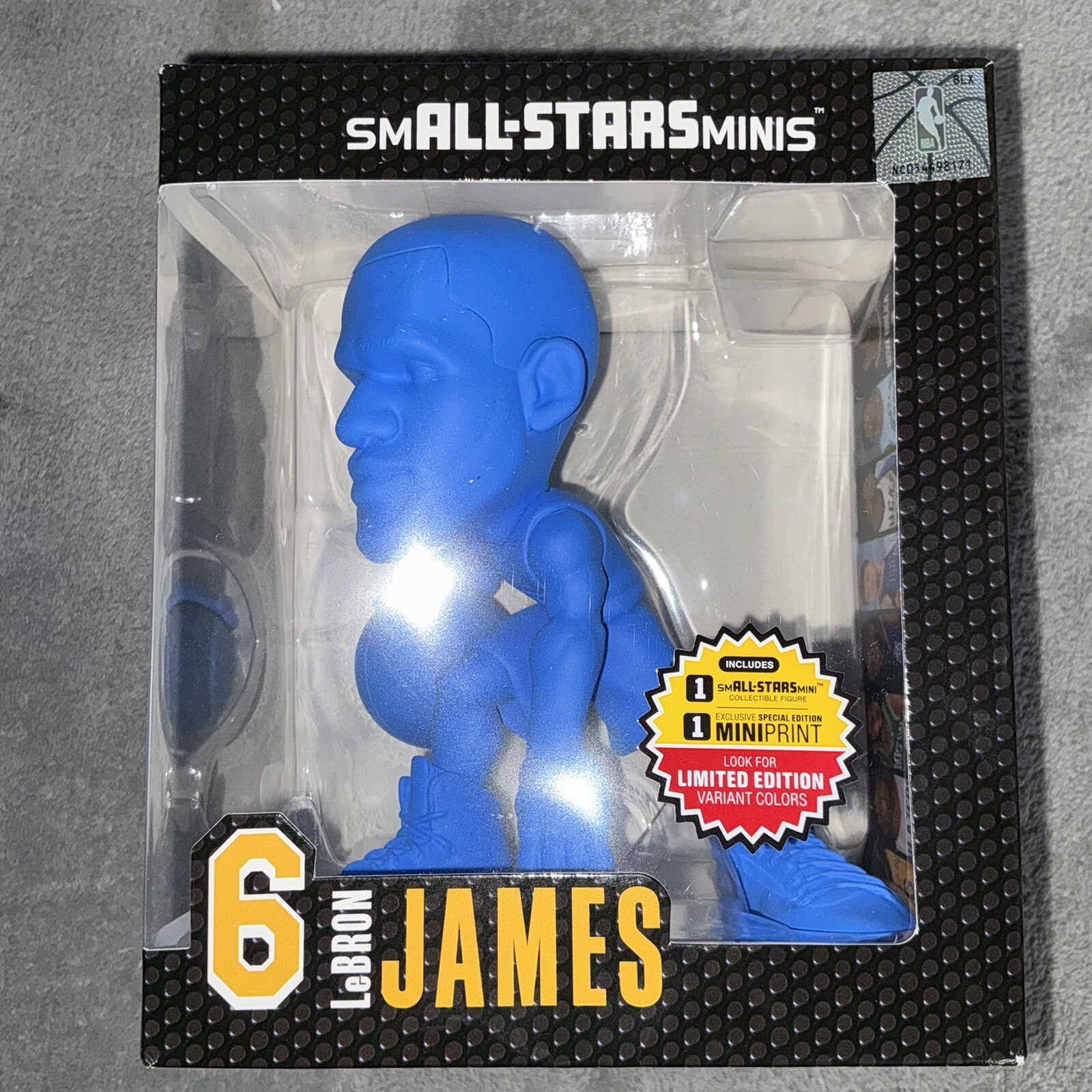2022 NBA Small Star Minis Lebron James Los Angeles Lakers Blue Variant 6&Prime;