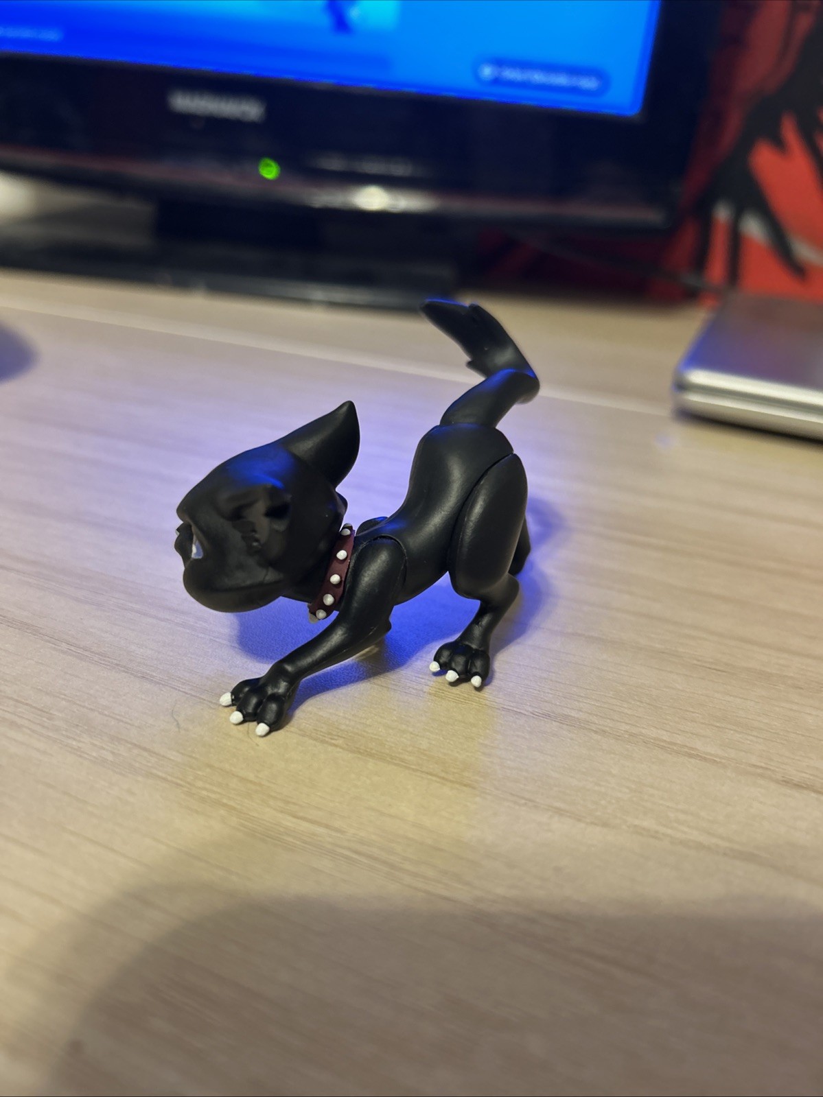 Warrior Cats SCOURGE Mini Figure Wave 1 Black Cat Erin Hunter