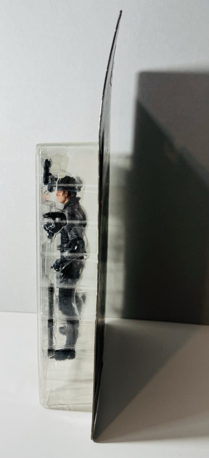 Metal Gear Solid McFarlane Toys Solid Snake Ultra Action Figure NIB BT