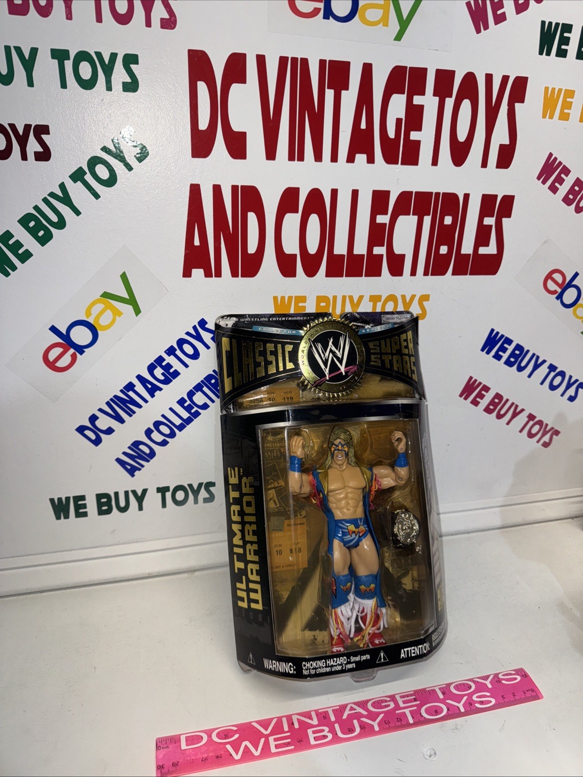 WWE Classic Superstars Series 12 Ultimate Warrior 2006 NEW Sealed w/ WWF Belt