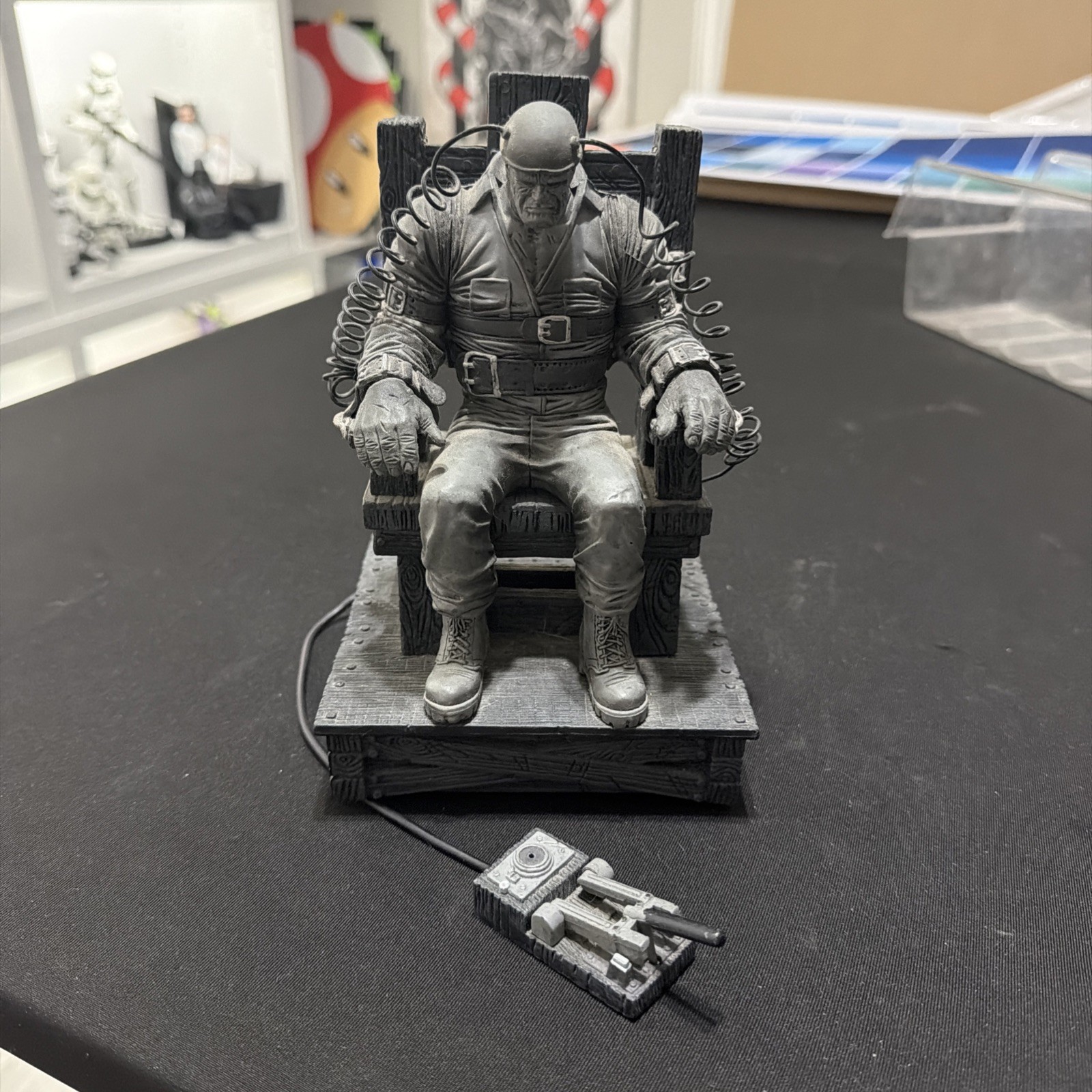 Sin City Death Row Marv Electric Chair McFarlane Toys 2000 Frank Miller Tested