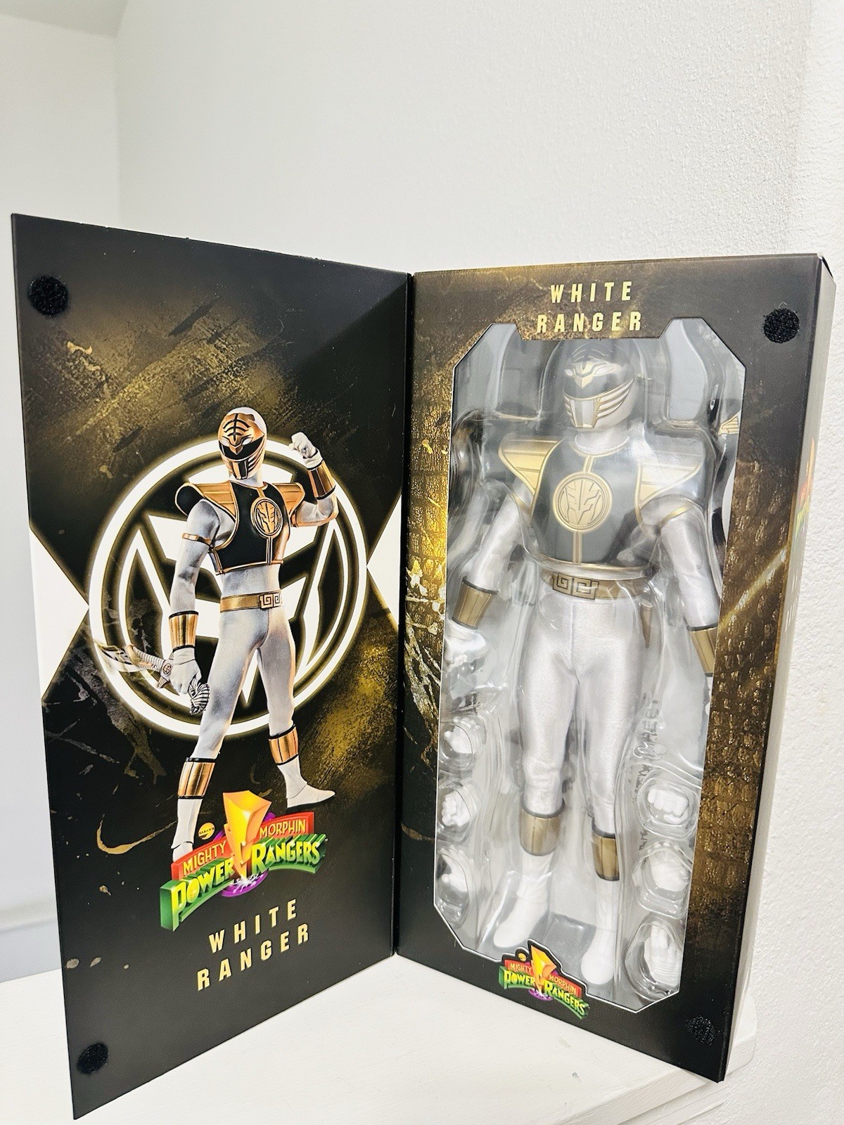 Threezero Mighty Morphin Power Rangers (MMPR) White Ranger 1/6 Action Figure NEW