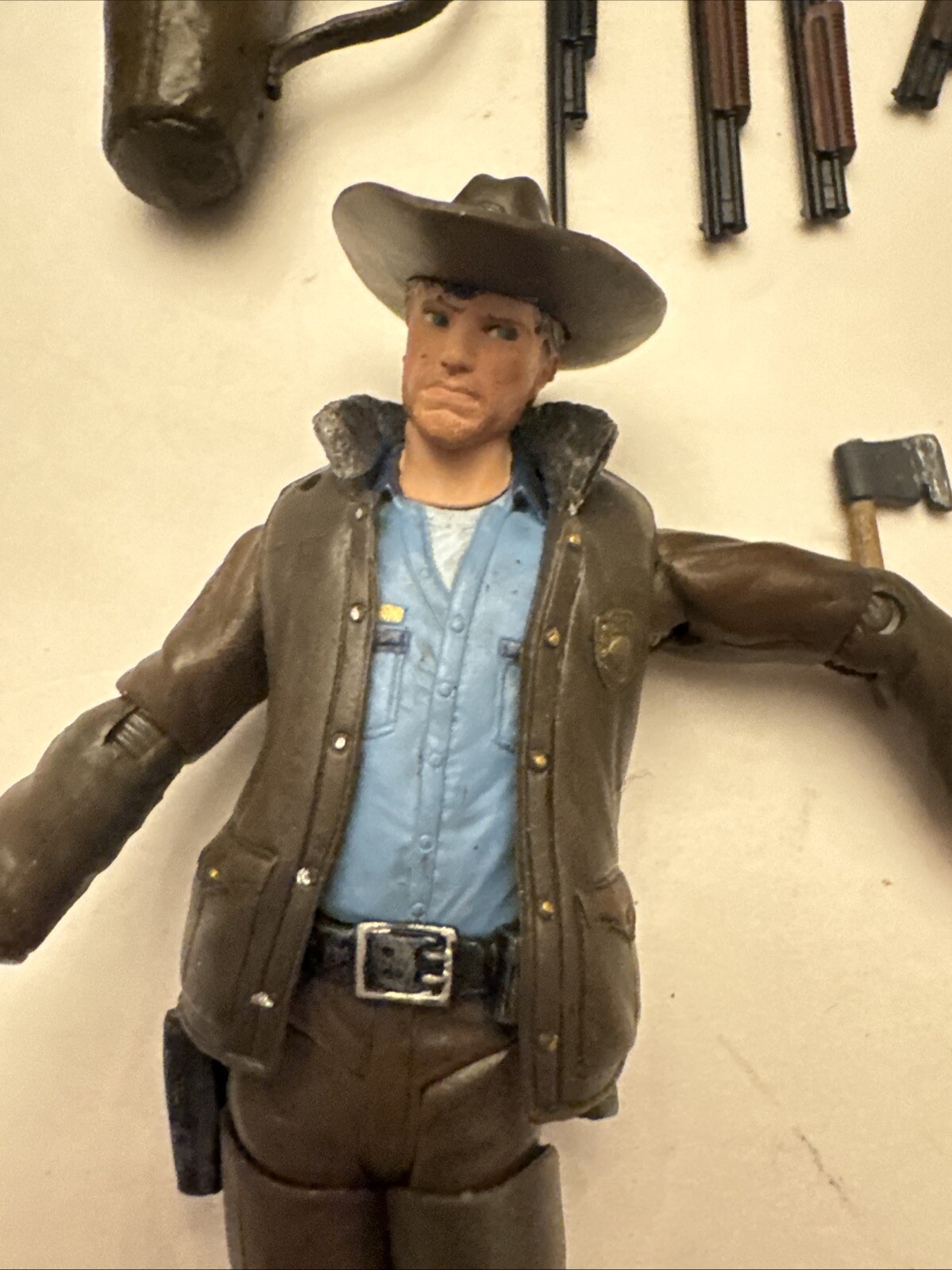 MCFARLANE THE WALKING DEAD COMIC BOOK SERIES 1 OFFICER RICK GRIMES ACTION FIGURE
