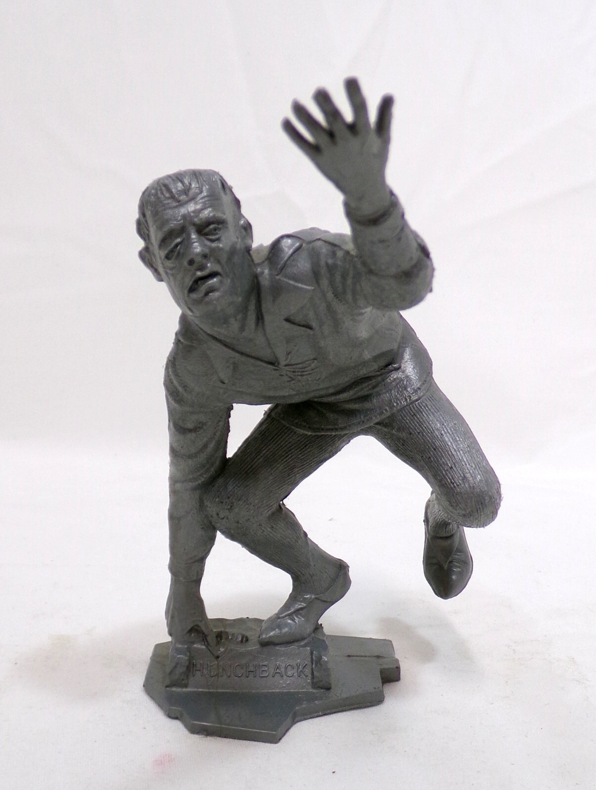 Vintage 1960&rsquo;s Marx Universal Monsters The Hunchback Notre Dame Silver 4&Prime; Figure