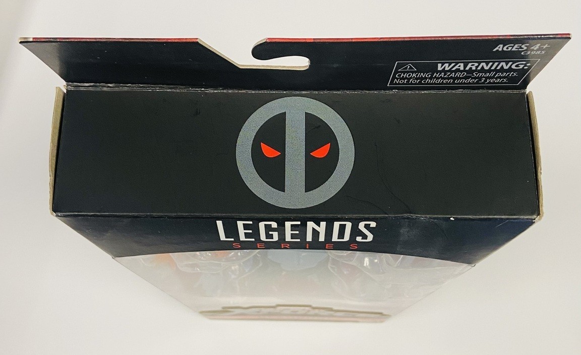 Marvel Legends Uncanny X-Force Deadpool Hascon 2017 Exclusive Action Figure NIB