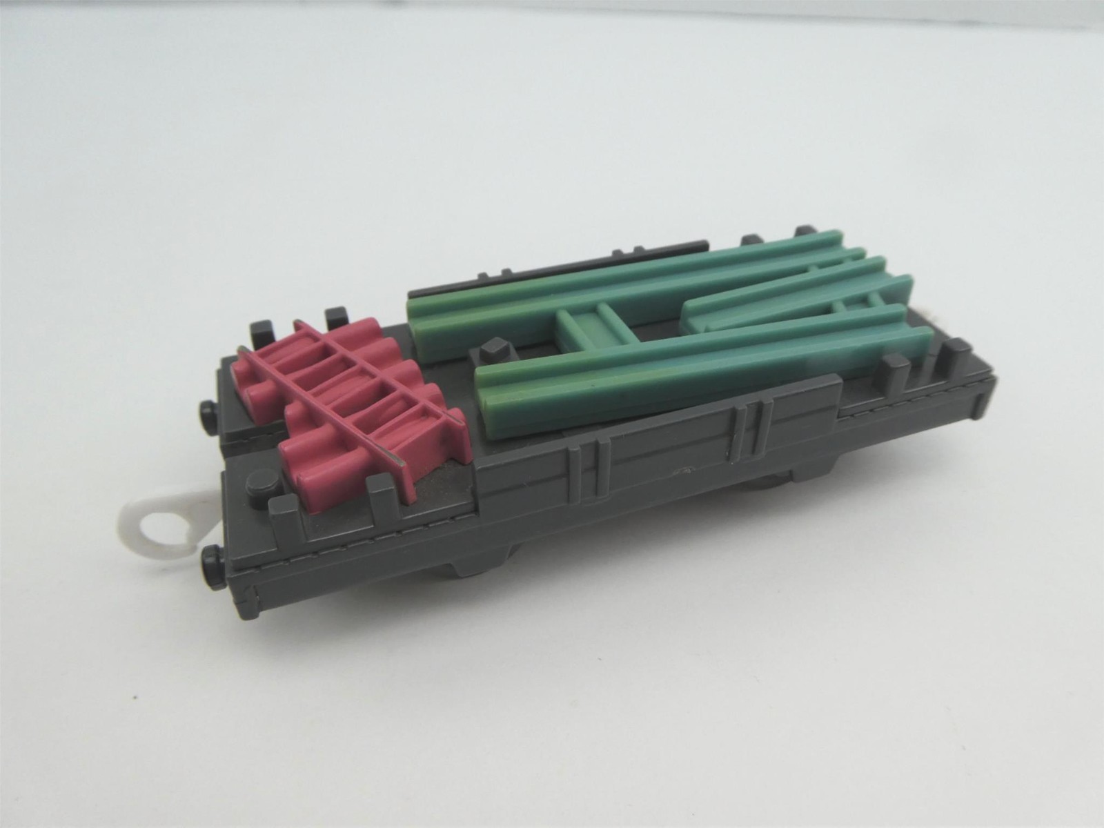 Thomas & Friends Trackmaster Hit Toy Co Builders Flatbed Train Car w/ Cargo 2006