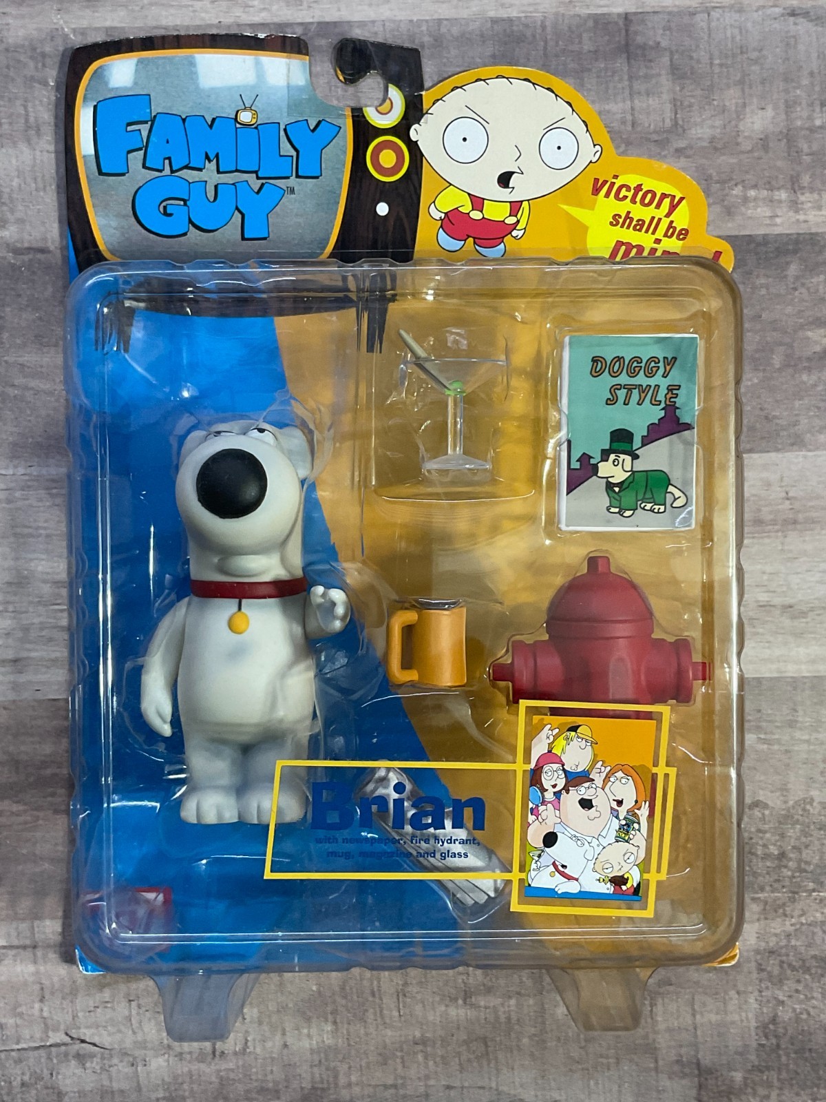Family Guy Brian Griffin Series 1 Action Figure by Mezco SEALED G5