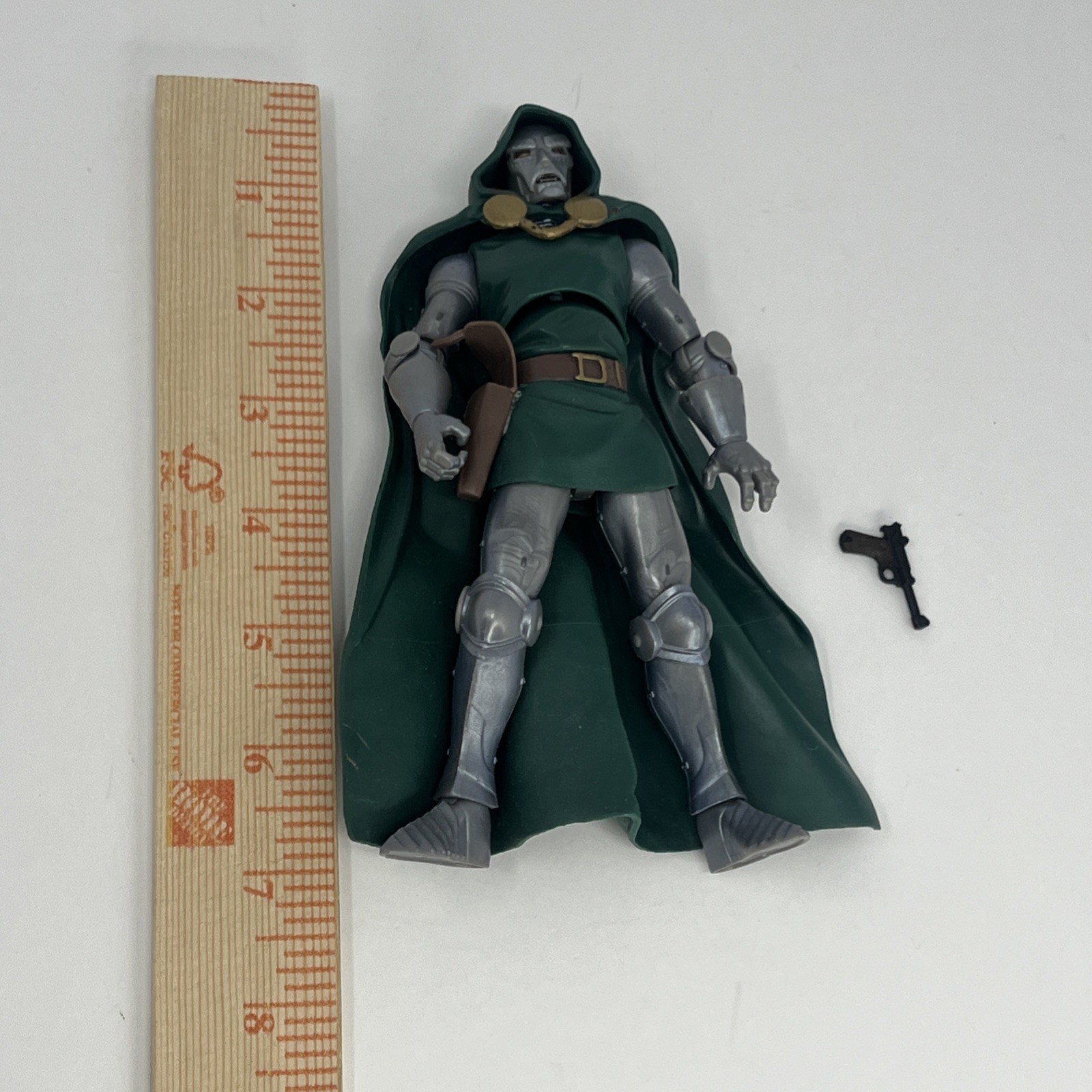 2007 Hasbro Marvel Legends Dr. Doom Action Figure Ronan Wave