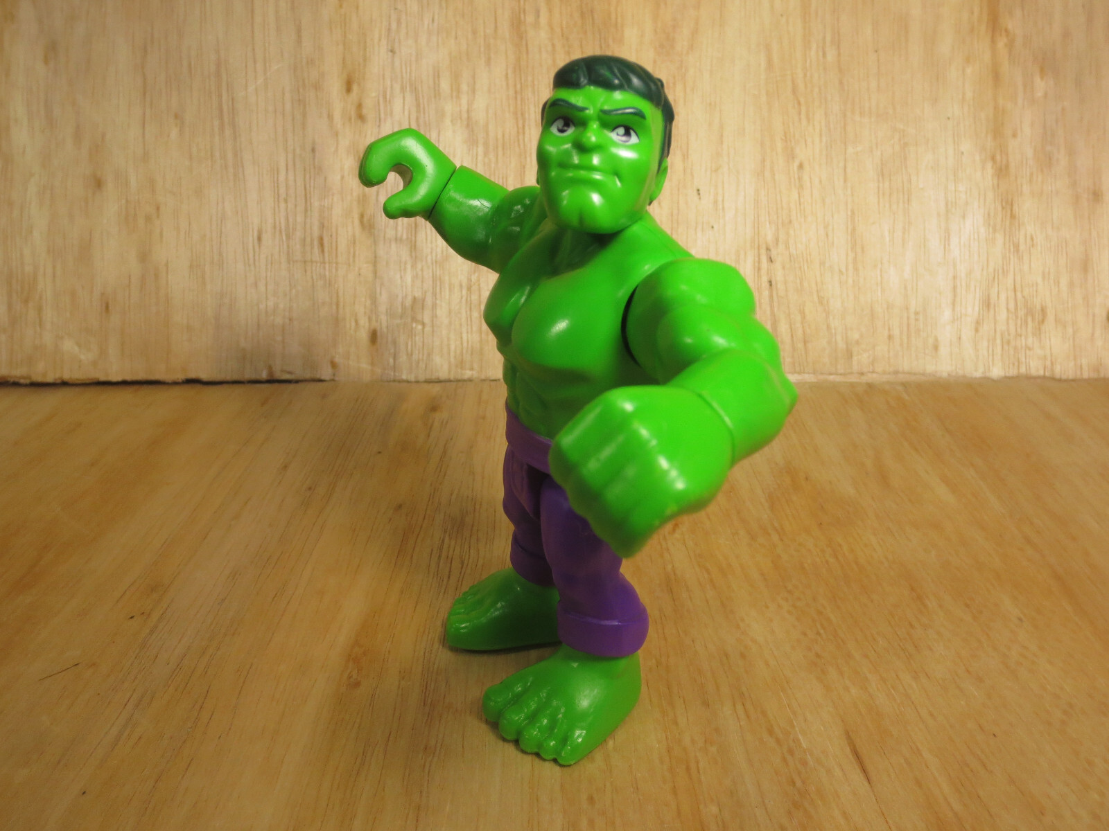 Playskool Heroes Marvel SuperHero Adventures 5&Prime; Hulk Action Figure With Fist Toy