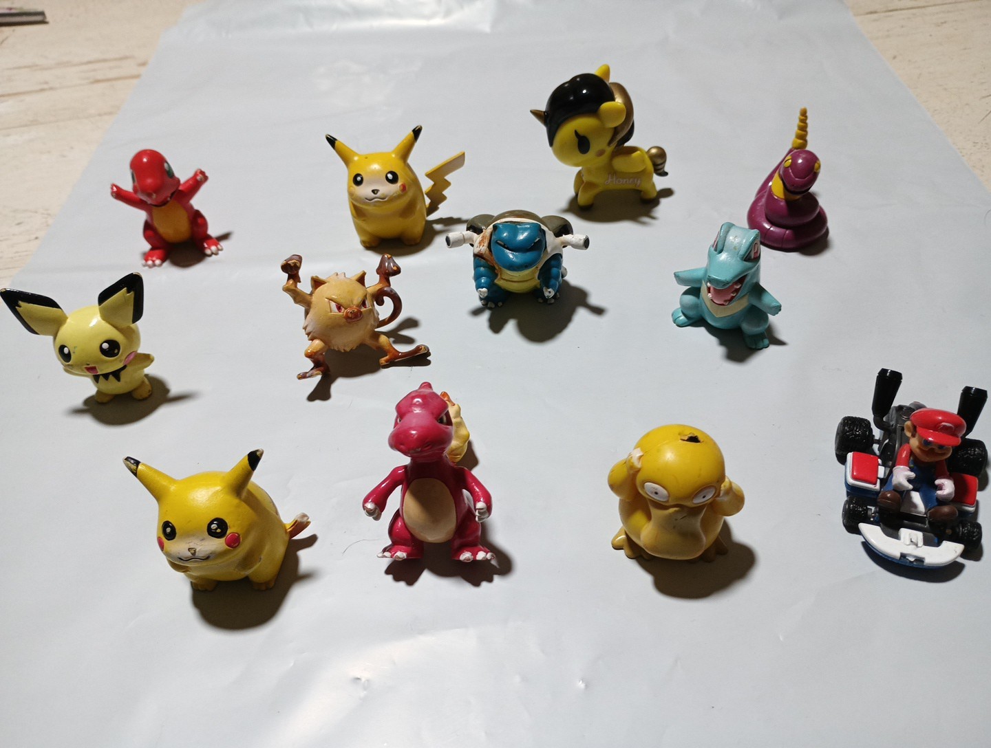 pokémon miniatures and others 12 total