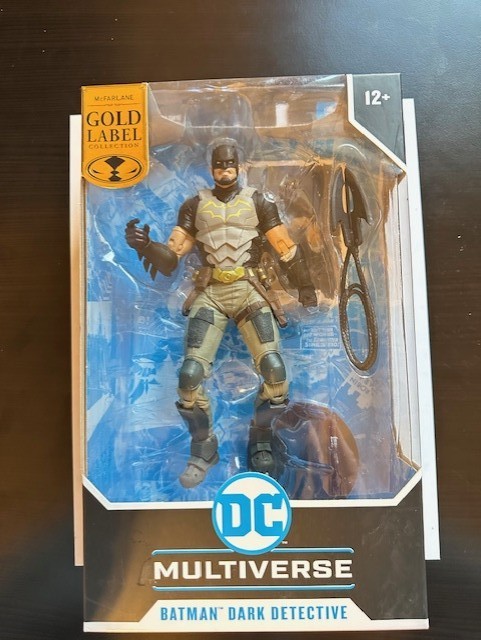 McFarlane DC Multiverse Gold Batman Dark Detective DC Future State 7&Prime; Figure New