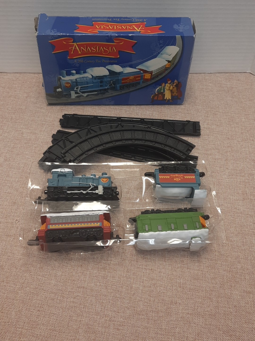 Anastasia Mini Train Set 1997 20th Century Fox. Preowned in Damaged box.