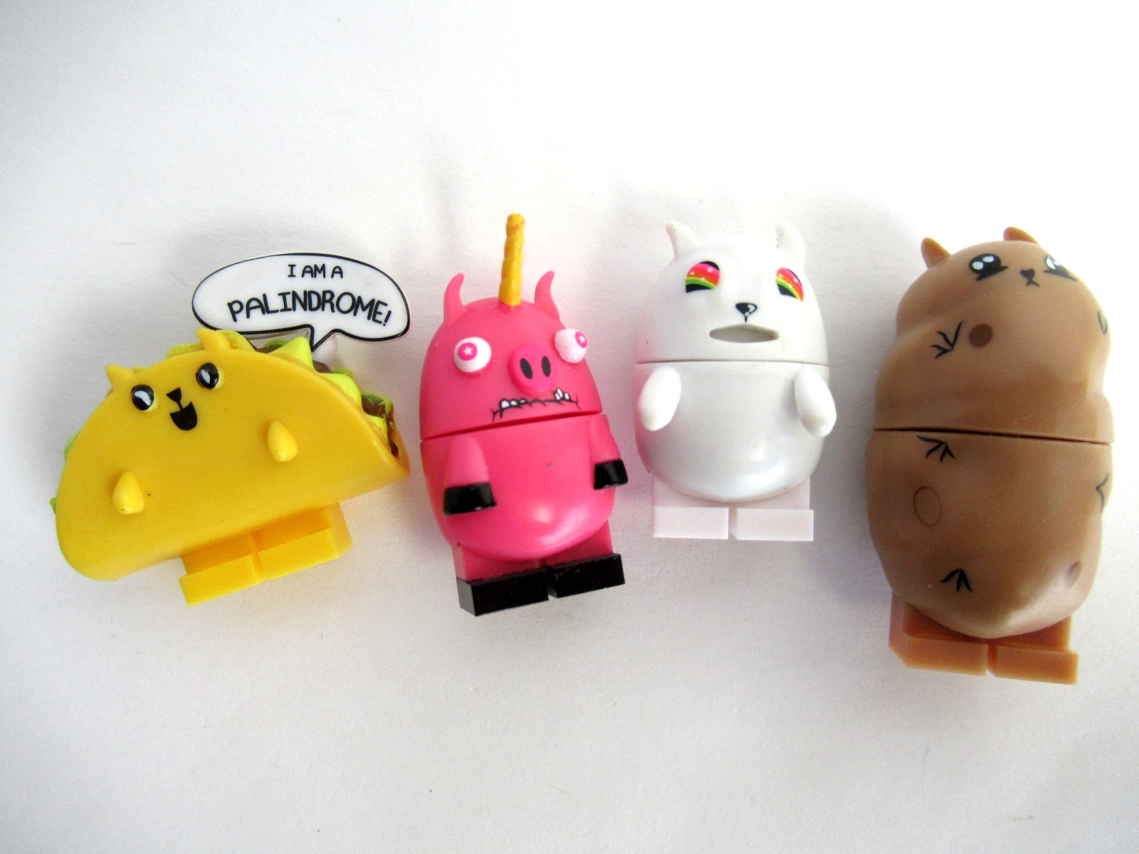 4 EXPLODING KITTENS Blind Bag Mini Figures Construction BUILDABLE