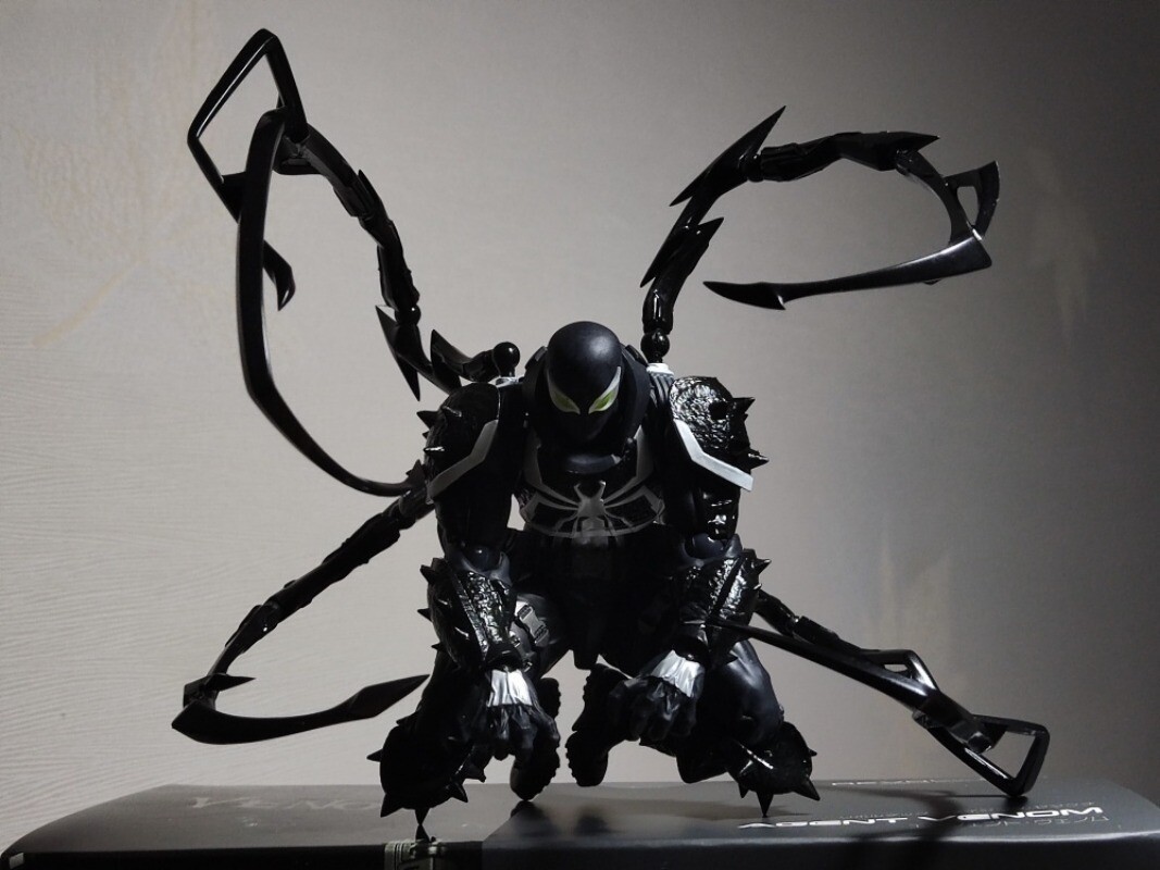 Kaiyangdo Revoltech Amazing Yamaguchi Agent Venom Action Figure CT Toys Version