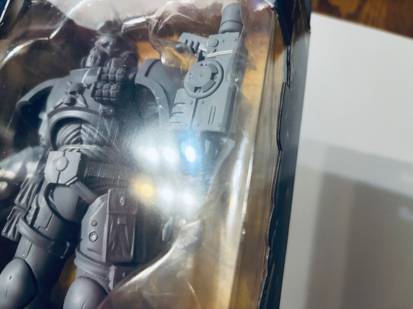 McFarlane – Warhammer 40,000 – Space Marine Reiver Artist Proof – Box Wear